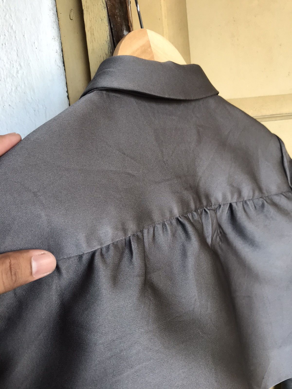 Prada Vintage Prada Poncho Blazer Crop Top Grey Size XS / US 0-2 / IT 36-38 - 18 Thumbnail