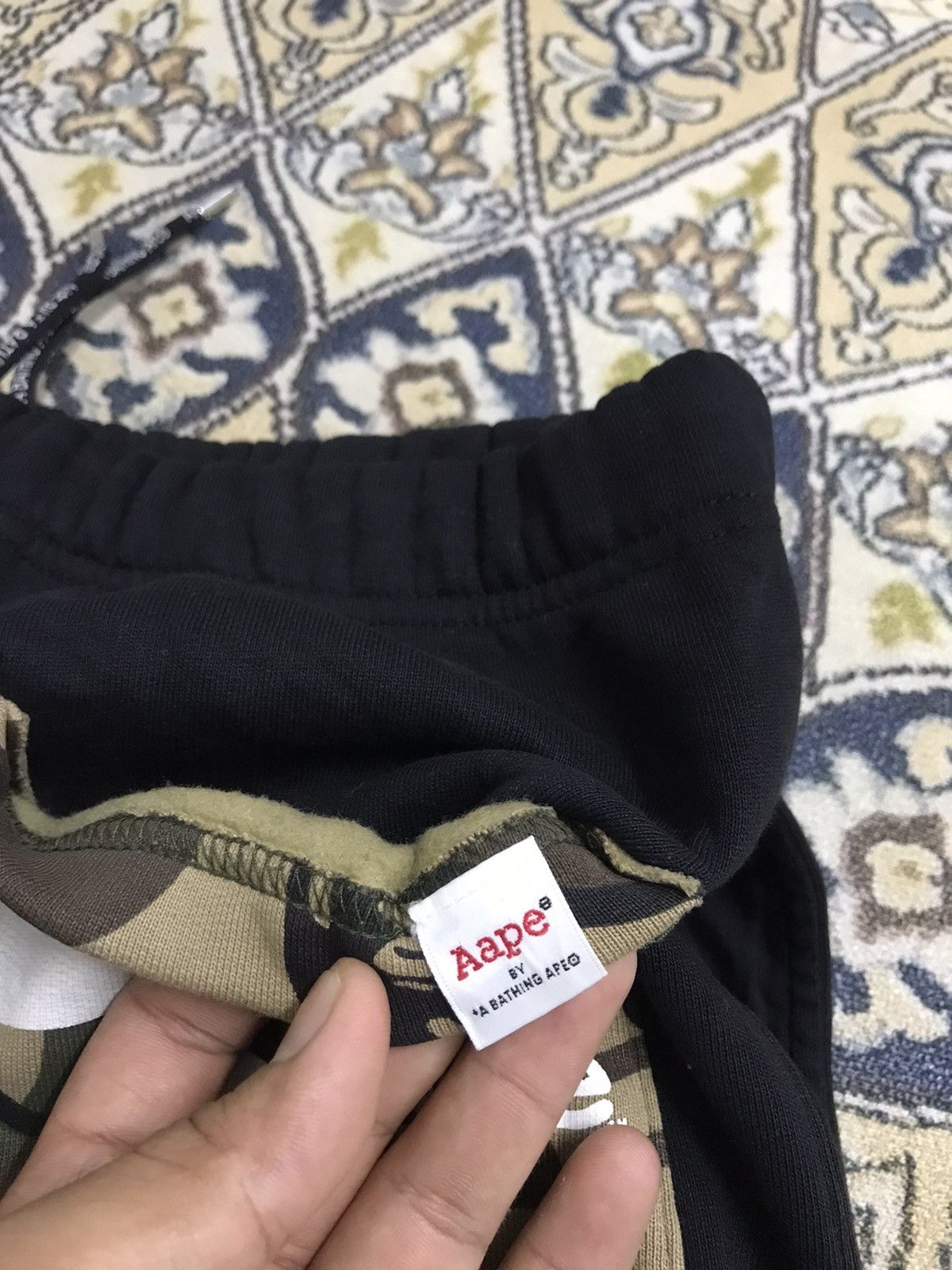 Aape Aape by A Bathing Ape Camo Sweat Shorts Size US 30 / EU 46 - 7 Thumbnail