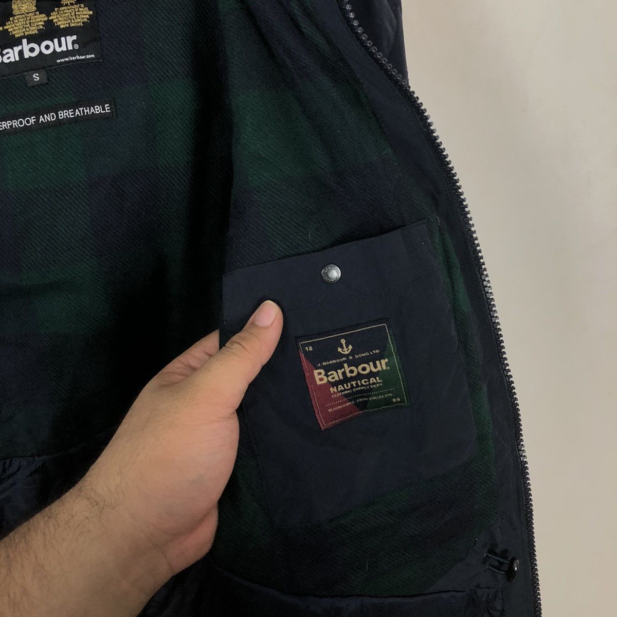 Barbour MULTI POCKET SURVIVAL JACKET BARBOUR JACKET Size US S / EU 44-46 / 1 - 14 Thumbnail