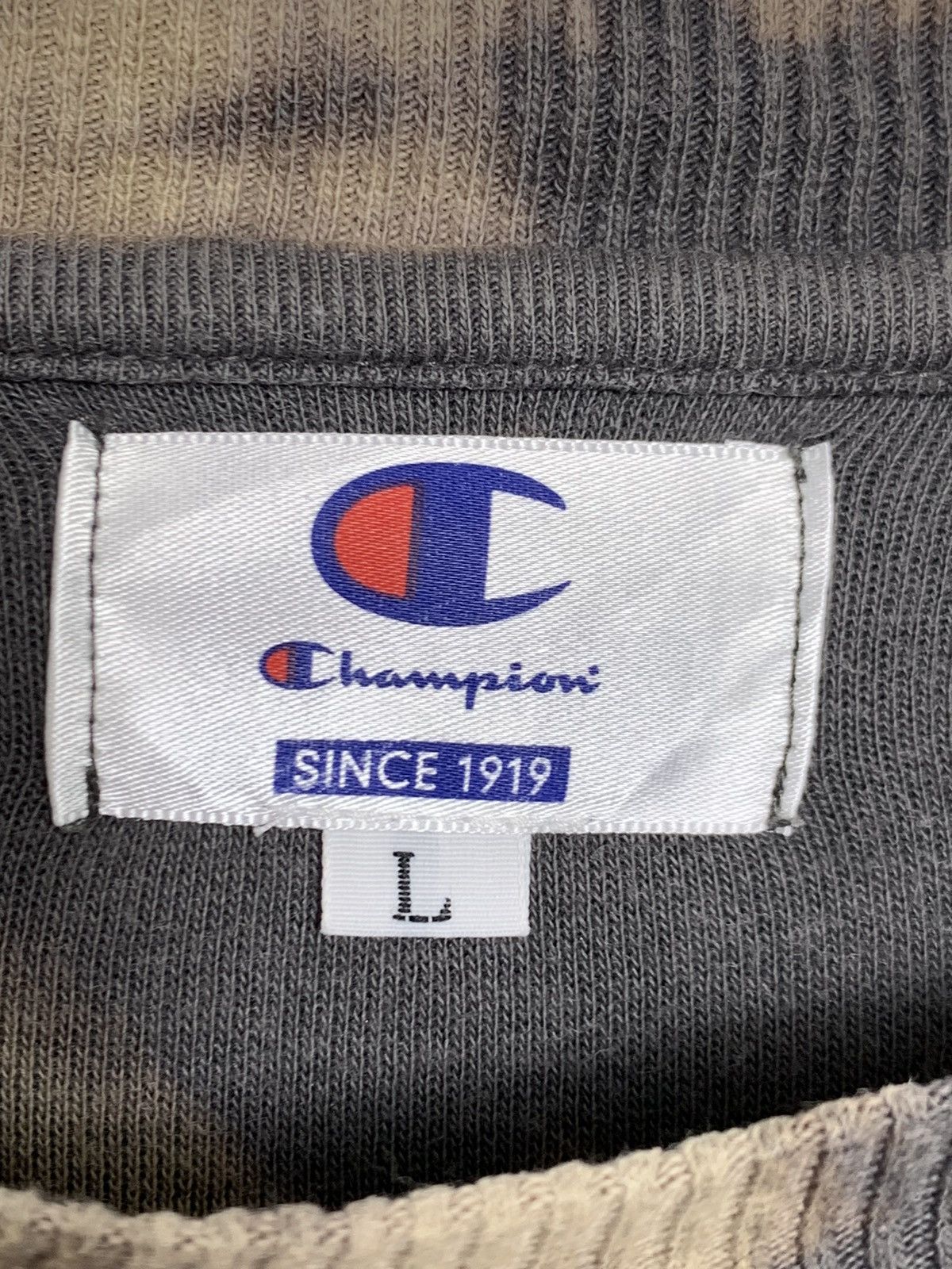 Champion Vintage Champion Custom Bleach Spellout Crewneck Sweatshirt Size US L / EU 52-54 / 3 - 4 Thumbnail