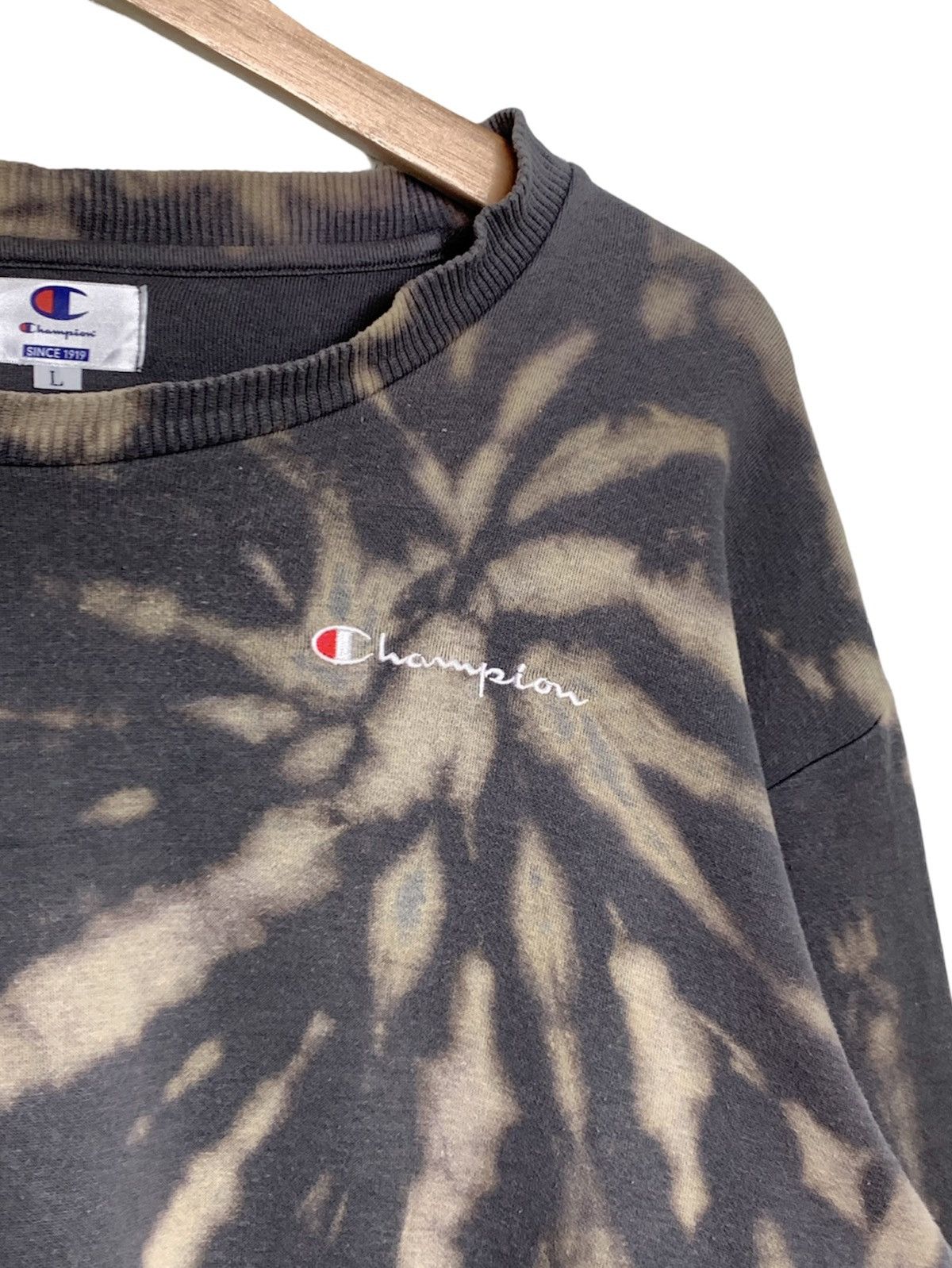 Champion Vintage Champion Custom Bleach Spellout Crewneck Sweatshirt Size US L / EU 52-54 / 3 - 3 Thumbnail