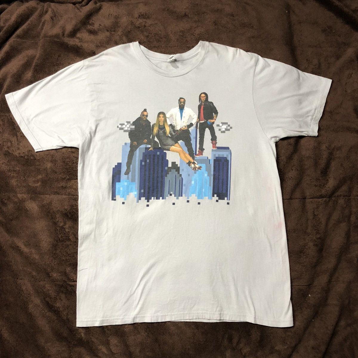 Band Tees The Black Eyed Peas 2011 Tour T Shirt Size US L / EU 52-54 / 3 - 2 Thumbnail