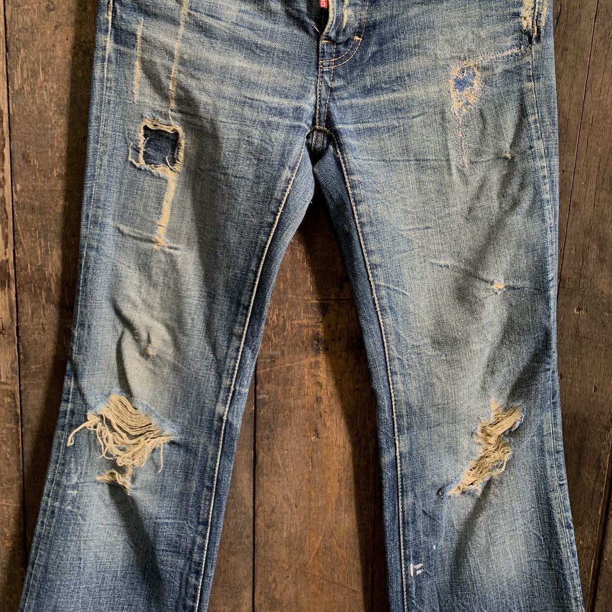 Dsquared2 Vintage Dsquared2 Distressed Denim Jeans Size 30" / US 8 / IT 44 - 4 Thumbnail