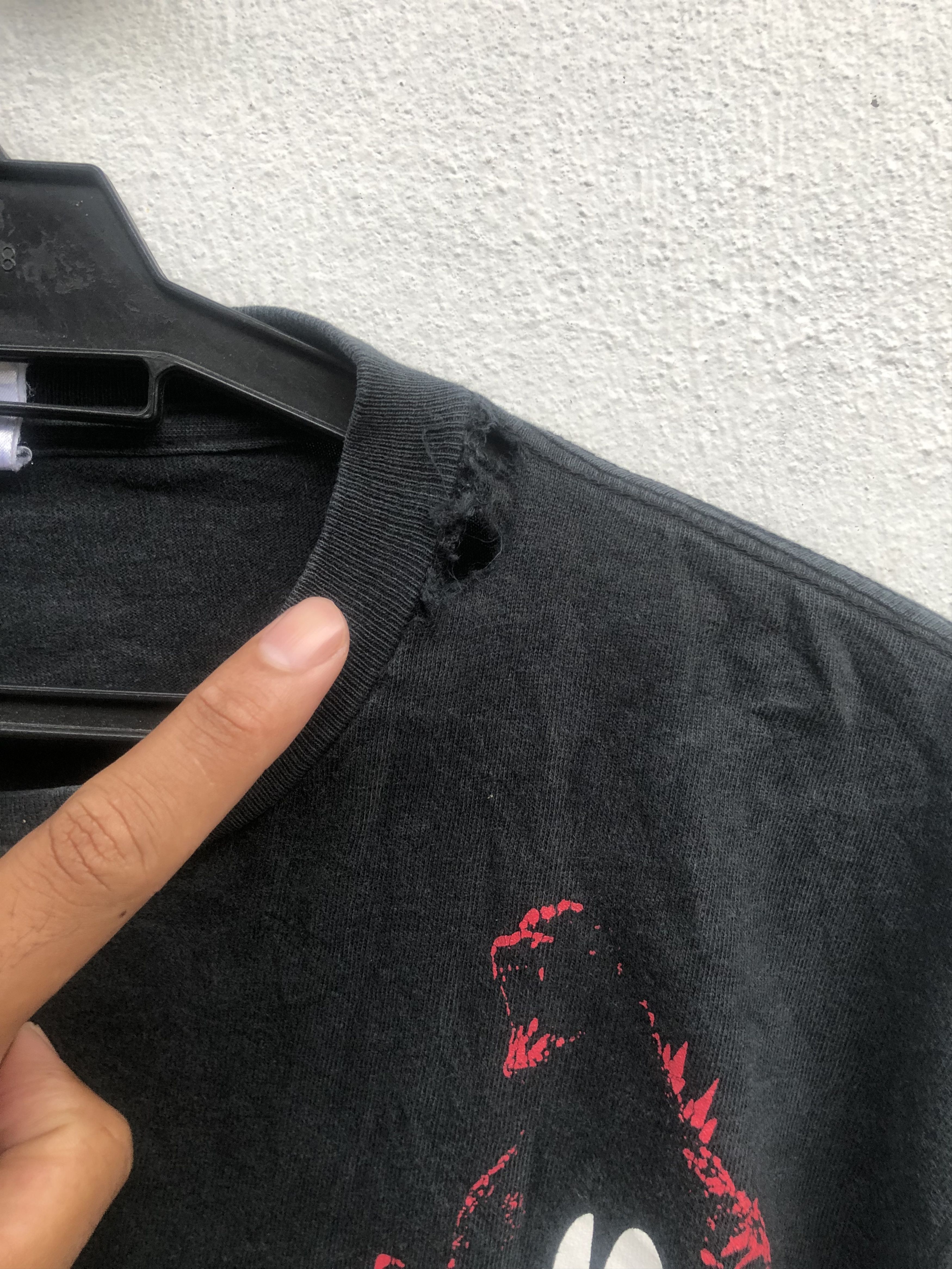 Vintage Vintage Godzilla Final Wars Japanese Famous Movie Shirt Size US M / EU 48-50 / 2 - 10 Thumbnail