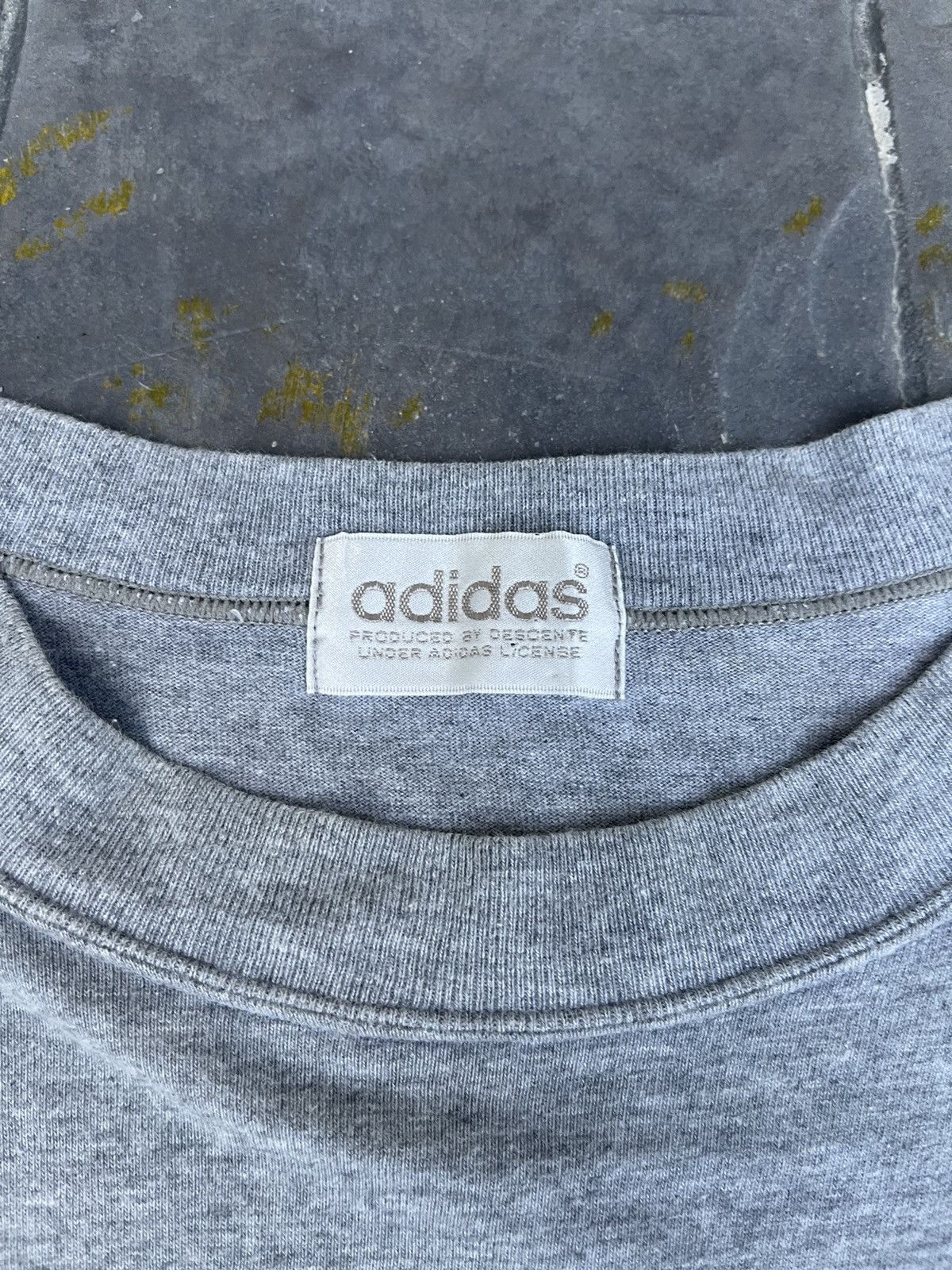Adidas JAPAN MADE Adidas Spell Out Big Logo Size US L / EU 52-54 / 3 - 4 Thumbnail