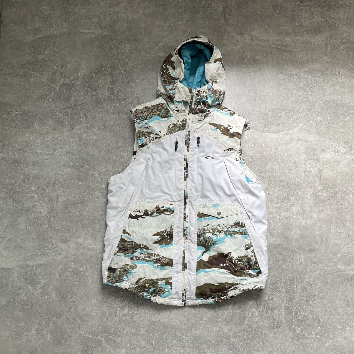 Vintage Oakley tactical military jacket y2k punk gothic camo