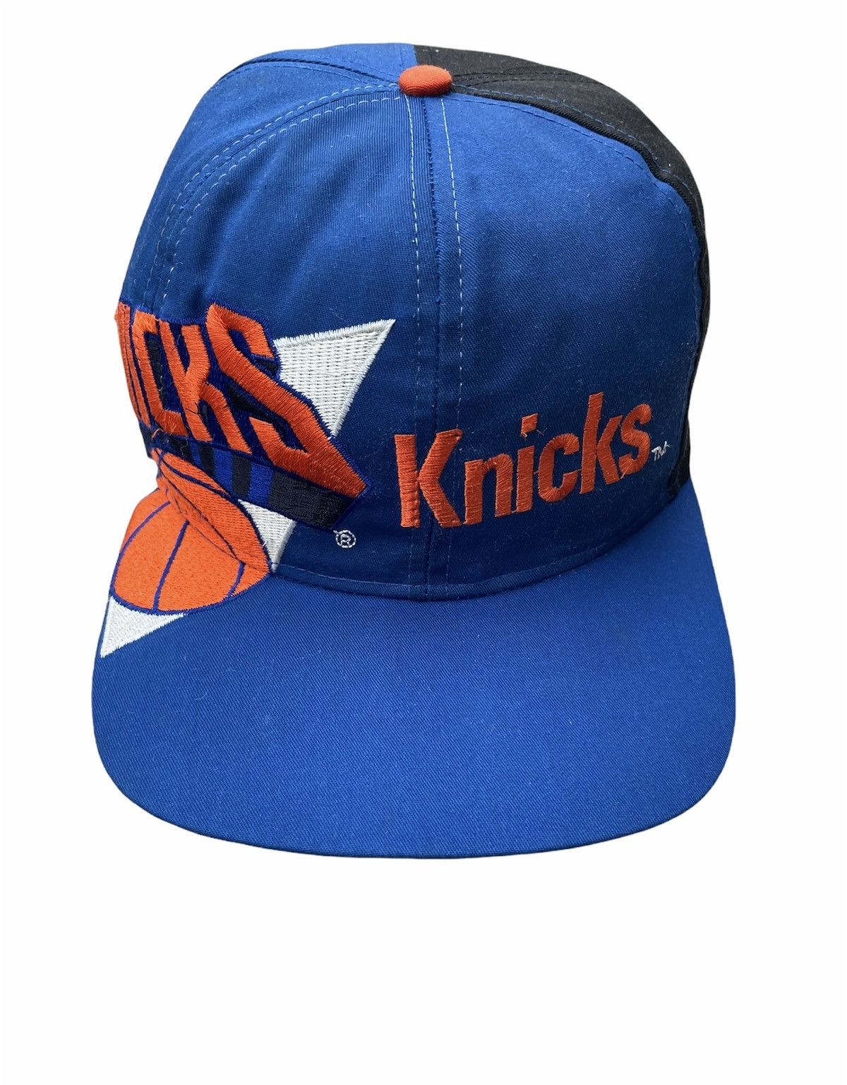 NBA × Vintage Vintage NBA New York Knicks Snap Back Size ONE SIZE - 1 Thumbnail