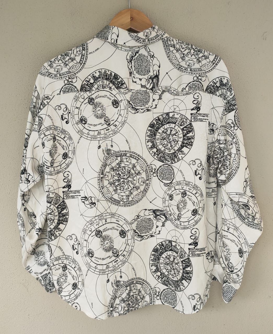 Vintage Vintage Rare Printed Polyester Shirt Size M / US 6-8 / IT 42-44 - 2 Thumbnail