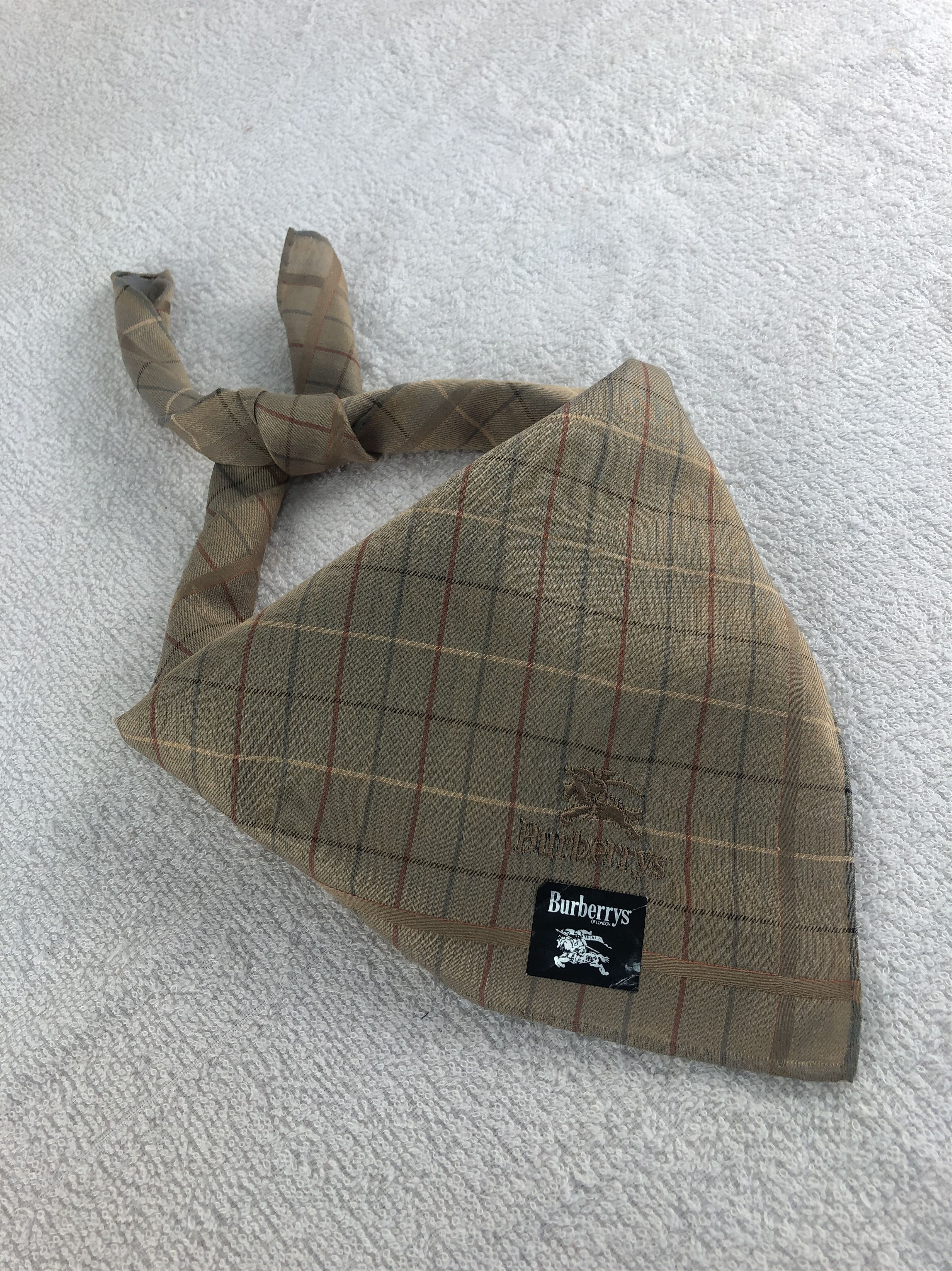Burberry Burberrys Handkerchief / Bandana / Neckerchief C074 Size ONE SIZE - 2 Thumbnail
