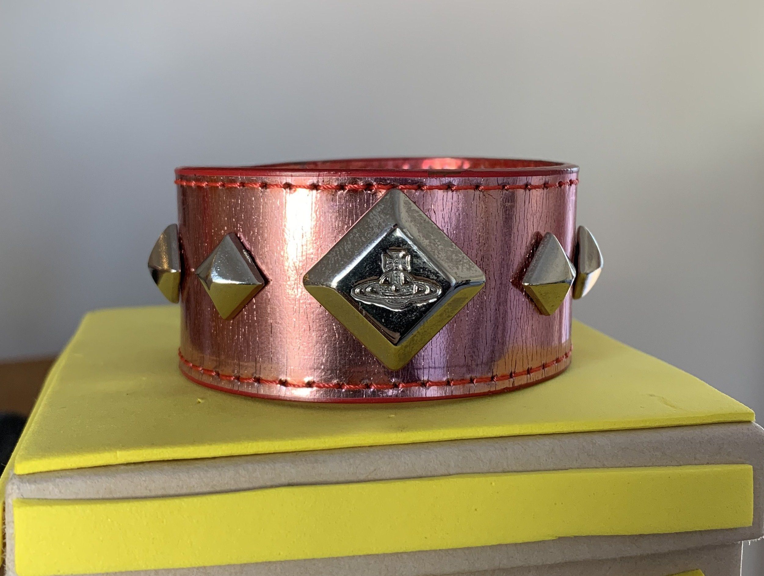 Vivienne Westwood Vivenne Westwood Studded Metallic Leather Orb Bracelet Size ONE SIZE - 2 Thumbnail