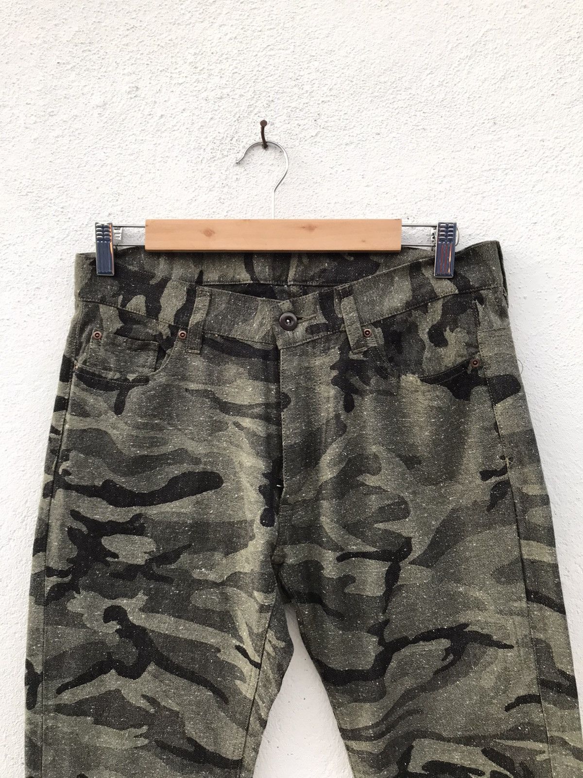 Boycott Boycott Camouflaged Slim Fit Pants Size US 30 / EU 46 - 2 Thumbnail