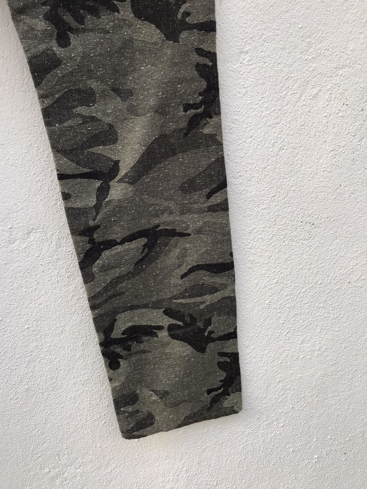 Boycott Boycott Camouflaged Slim Fit Pants Size US 30 / EU 46 - 10 Thumbnail