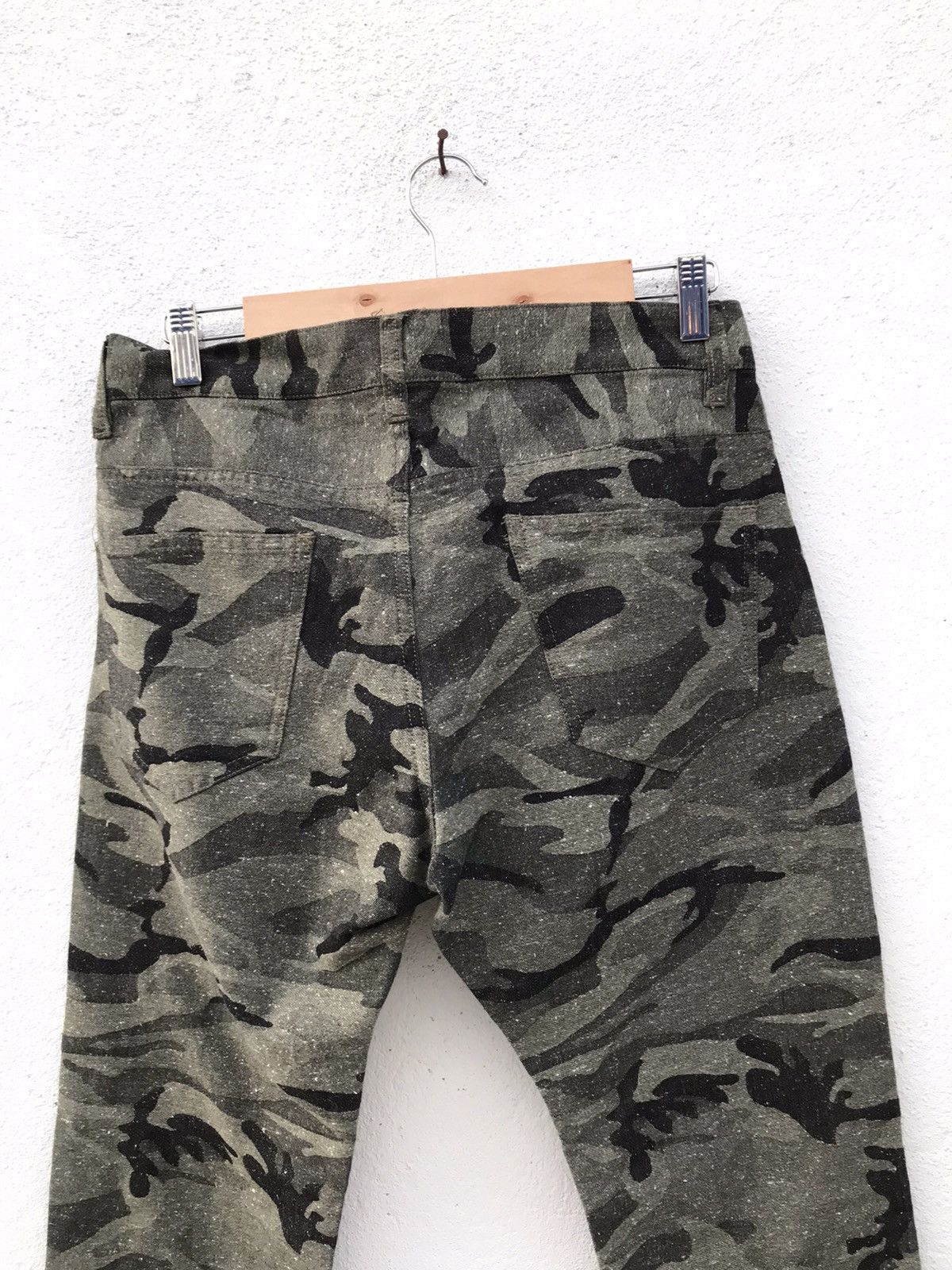 Boycott Boycott Camouflaged Slim Fit Pants Size US 30 / EU 46 - 8 Thumbnail