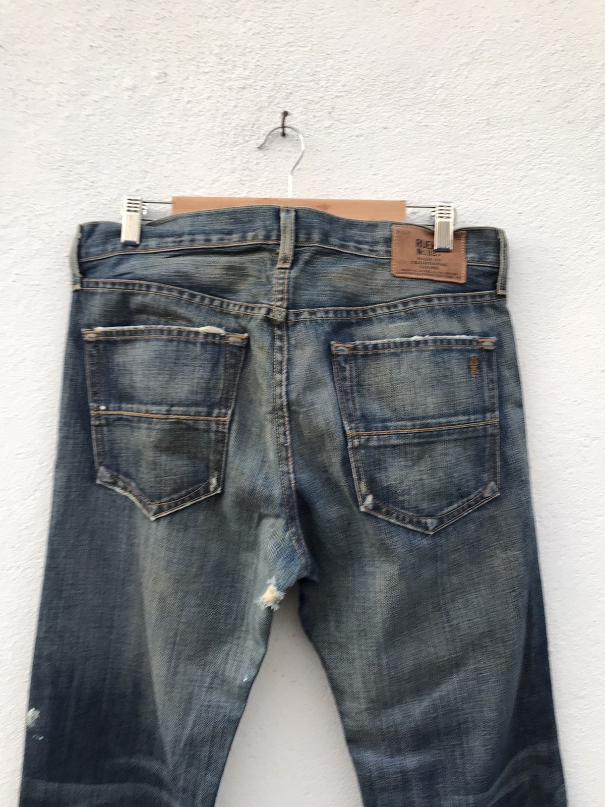 Ruehl No. 925 Ruehl No 925 VANDAM Style Distressed Denim Jeans Size US 35 - 10 Thumbnail