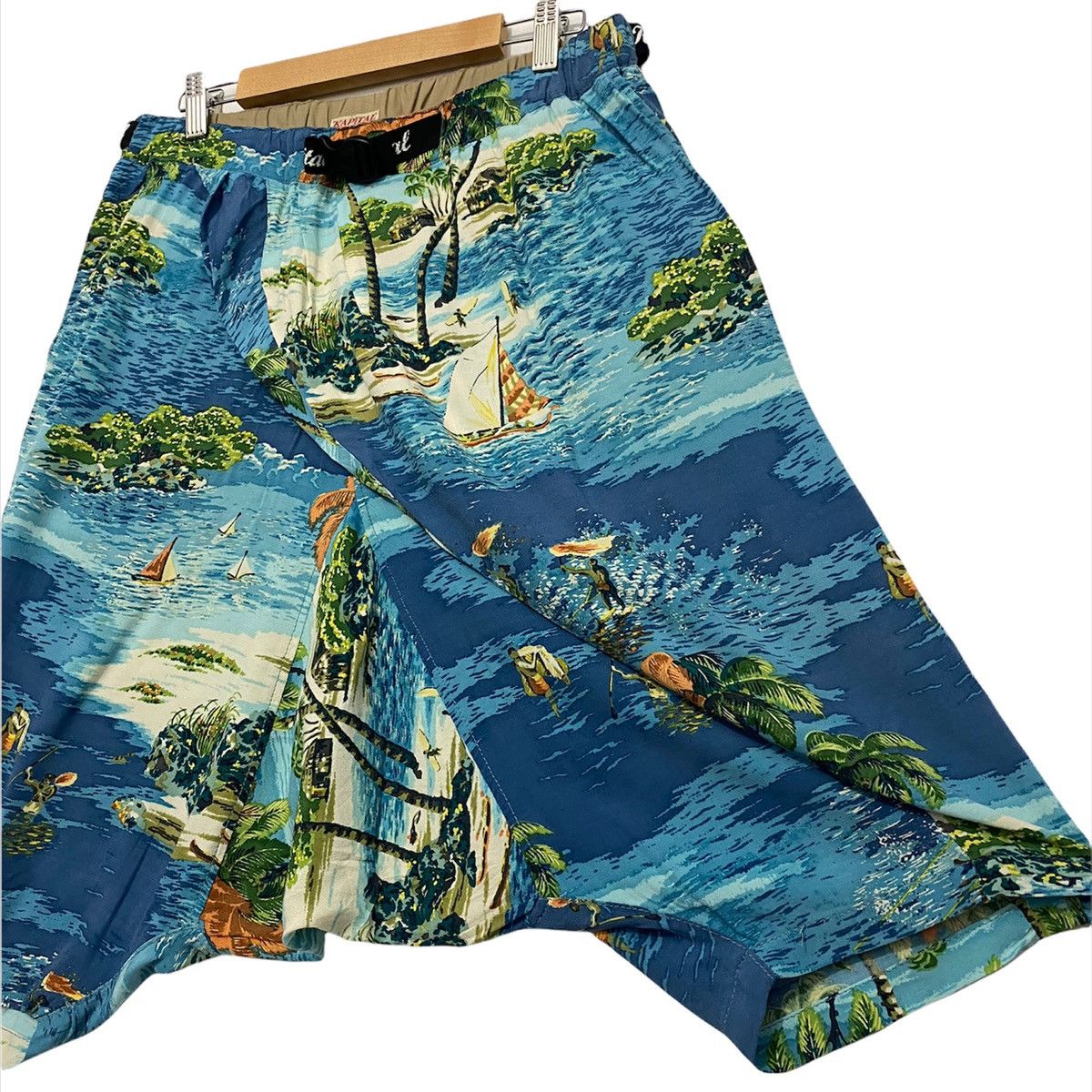 Kapital 💰 BINDING OFFER 💰 Kapital Rayon Land Aloha Hawaii shorts Size US 33 - 6 Thumbnail