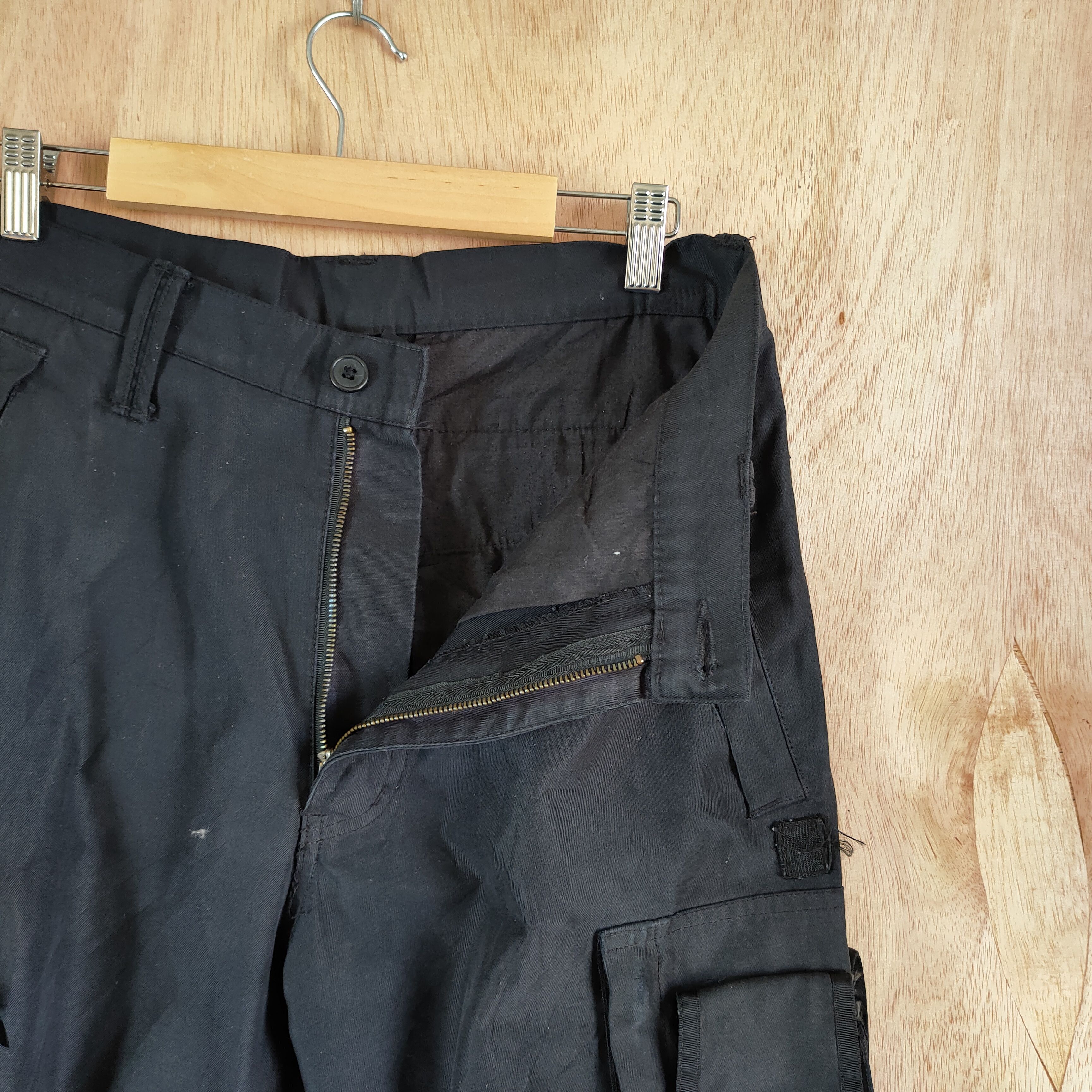 Japanese Brand P.D.W BONDAGE / PARACHUTE BAGGY CARGO PANTS/ MULTIPOCKET Size US 31 - 12 Thumbnail