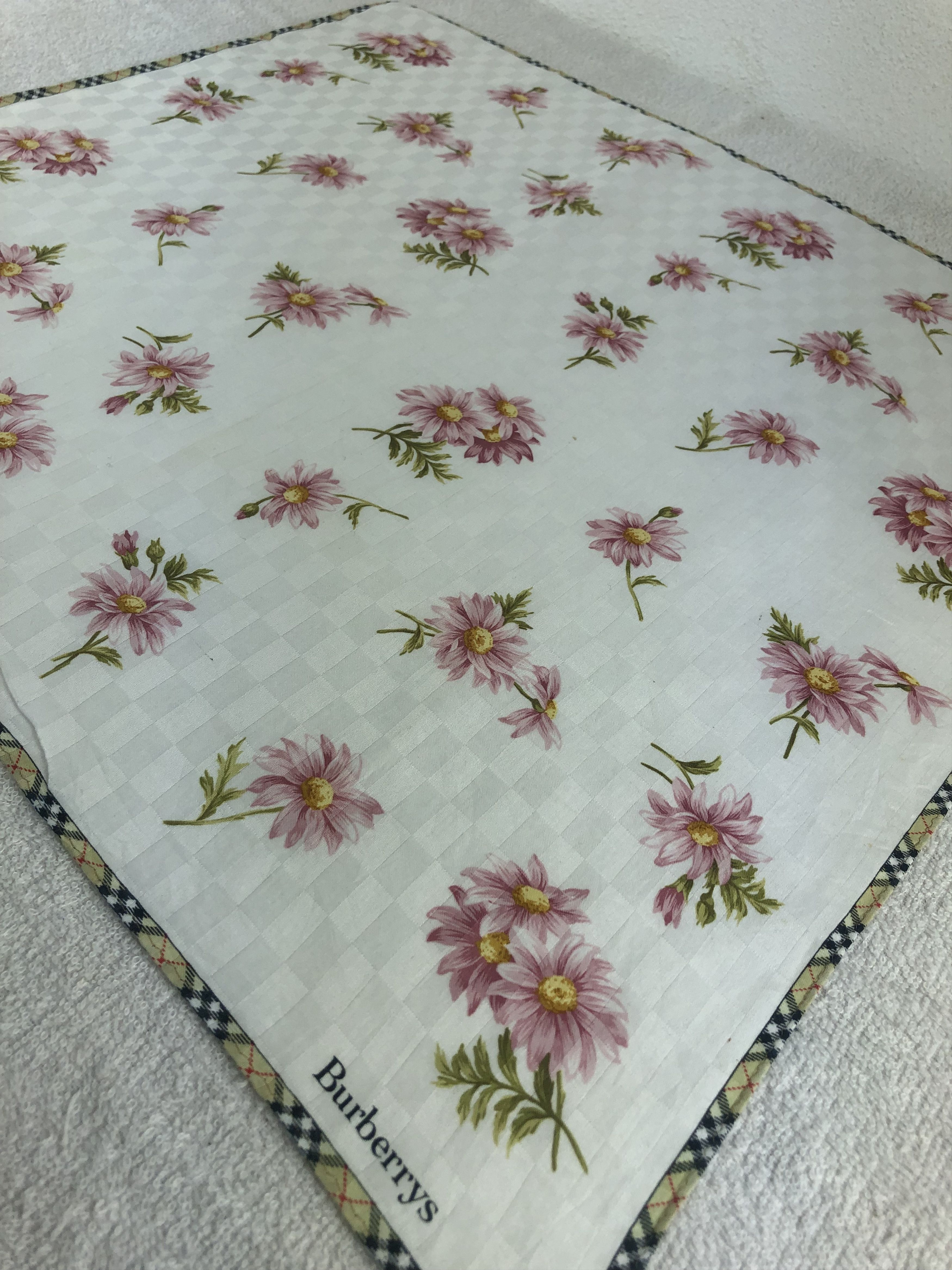 Burberry Burberry Handkerchief / Bandana / Neckerchief C062 Size ONE SIZE - 4 Thumbnail