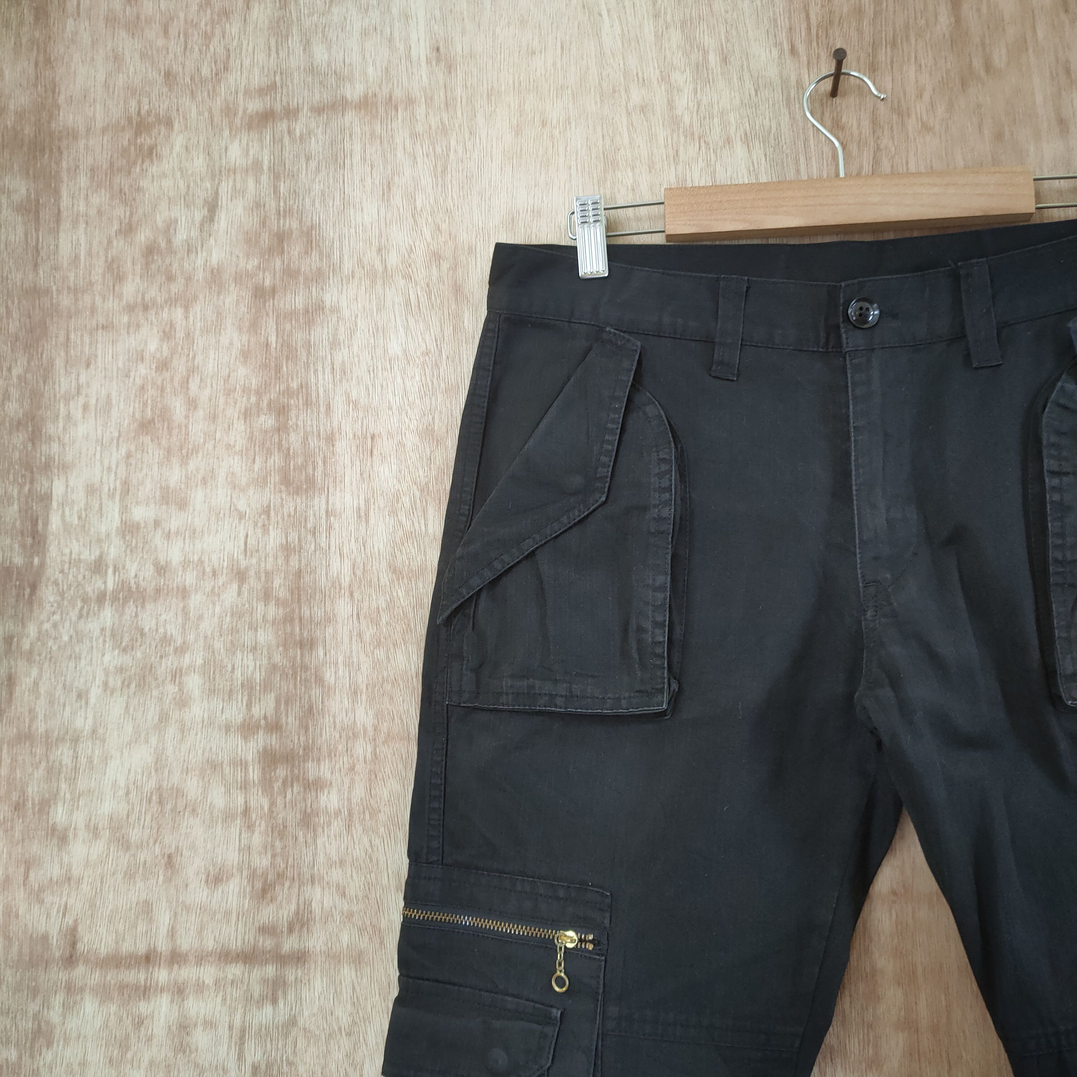 Takeo Kikuchi VINTAGE BLACK TAKEO KIKUCHI CARGO PANTS Size US 32 / EU 48 - 5 Thumbnail