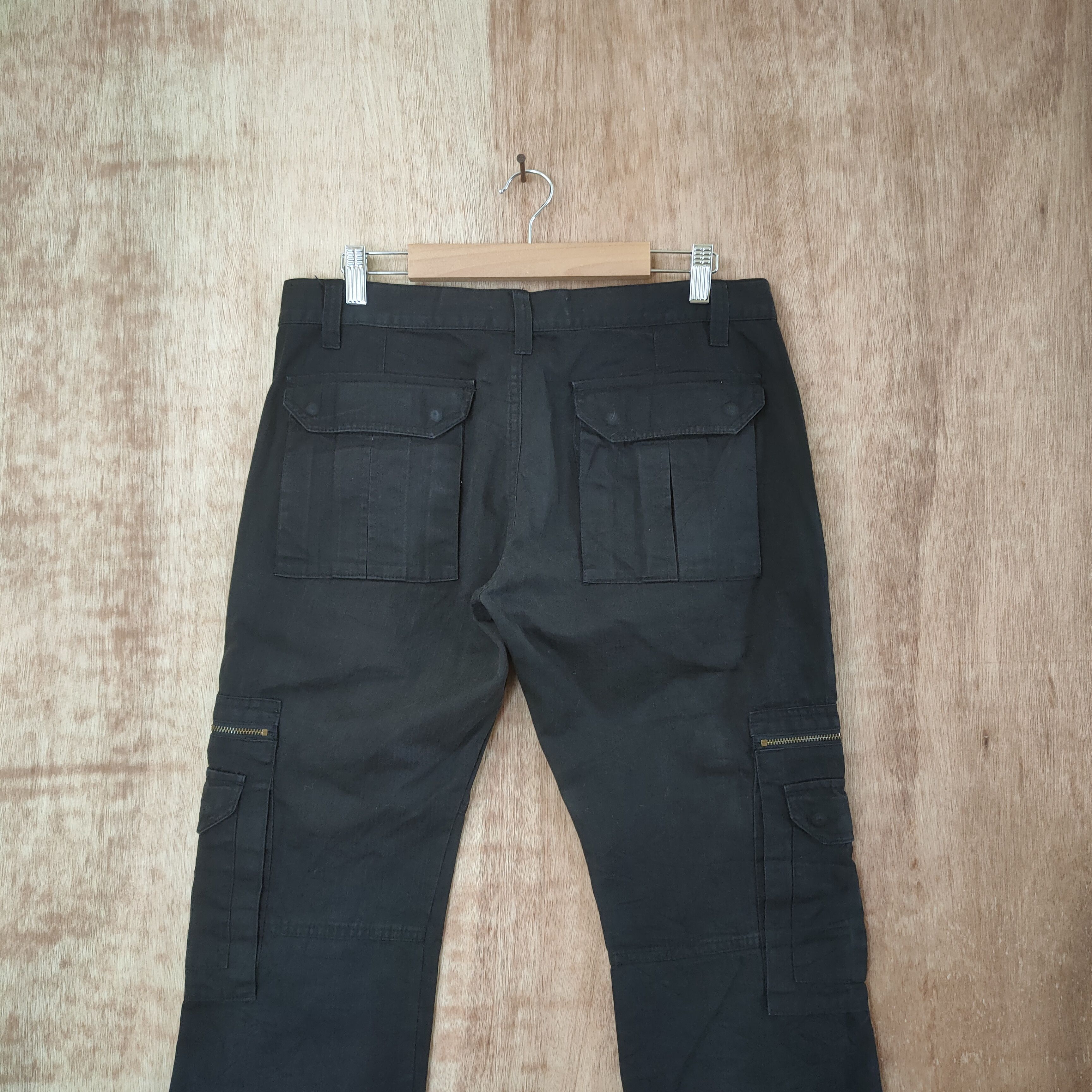 Takeo Kikuchi VINTAGE BLACK TAKEO KIKUCHI CARGO PANTS Size US 32 / EU 48 - 9 Thumbnail