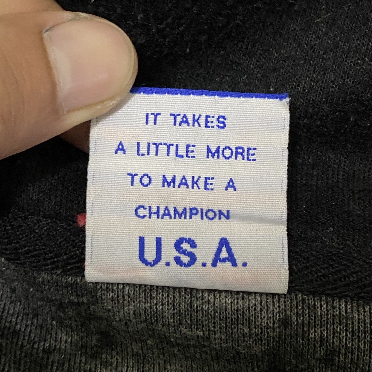 Champion Champion Oversized Embroidered Zipper Jacket Size US XXL / EU 58 / 5 - 17 Thumbnail