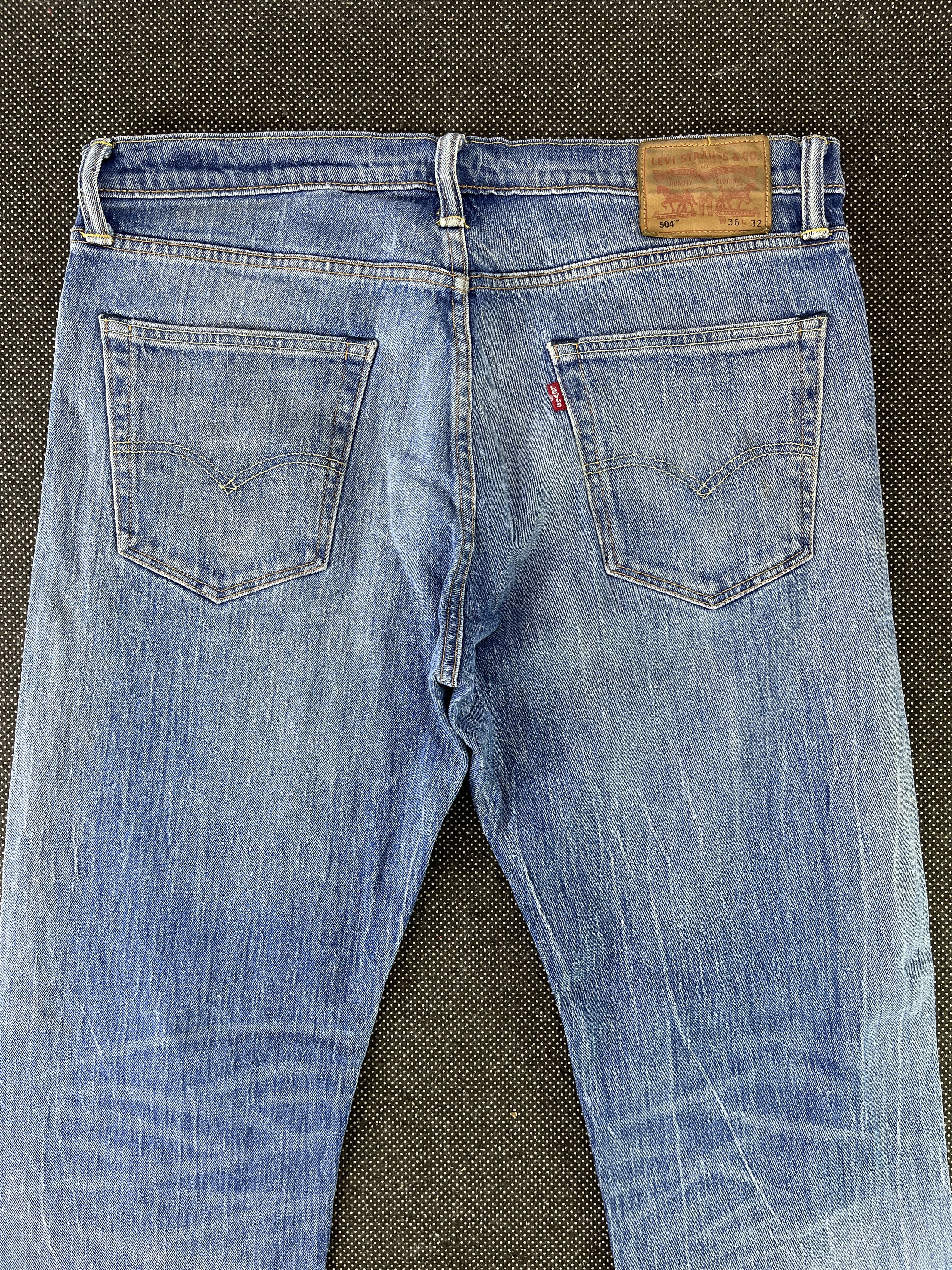 Levi's × Vintage Vintage Levis 504 Faded Jeans - J248 Size US 37 - 4 Thumbnail