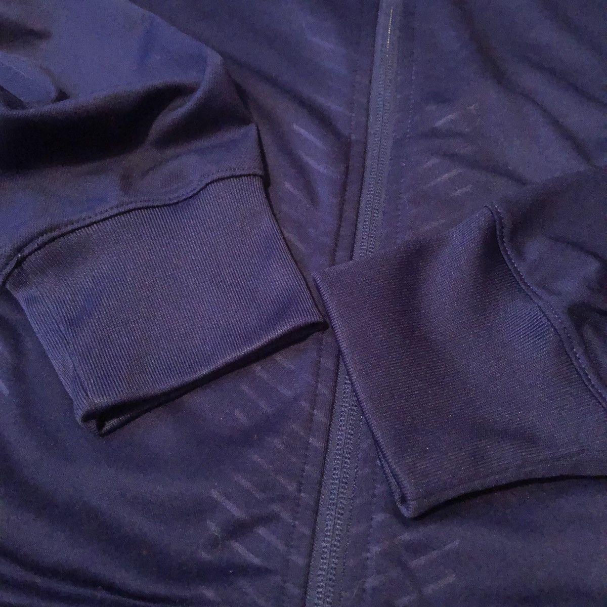 Nike Vintage Nike FC Barcelona Barca Soccer Zip Up Dri fit Jacket Size US M / EU 48-50 / 2 - 8 Thumbnail