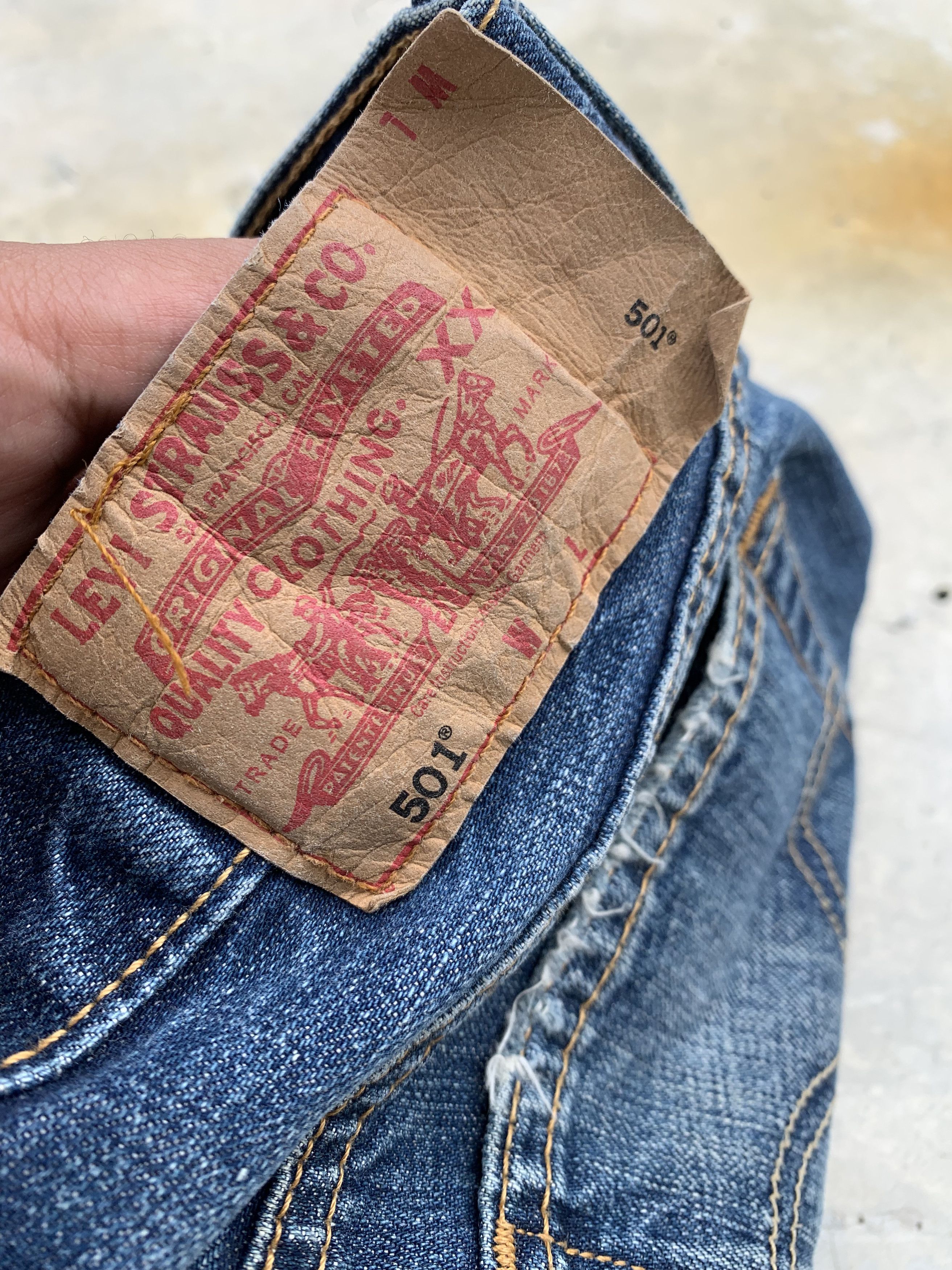 Levi's Vintage Levis 501 Denim Jeans Size US 27 - 9 Thumbnail