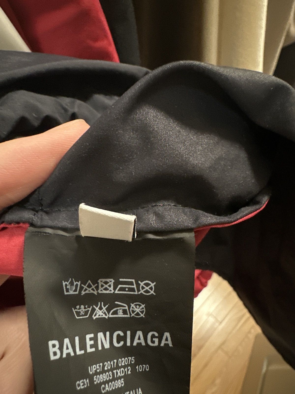Balenciaga Balenciaga Red Zip-up Logo Track Jacket Windbreaker Size US L / EU 52-54 / 3 - 9 Thumbnail