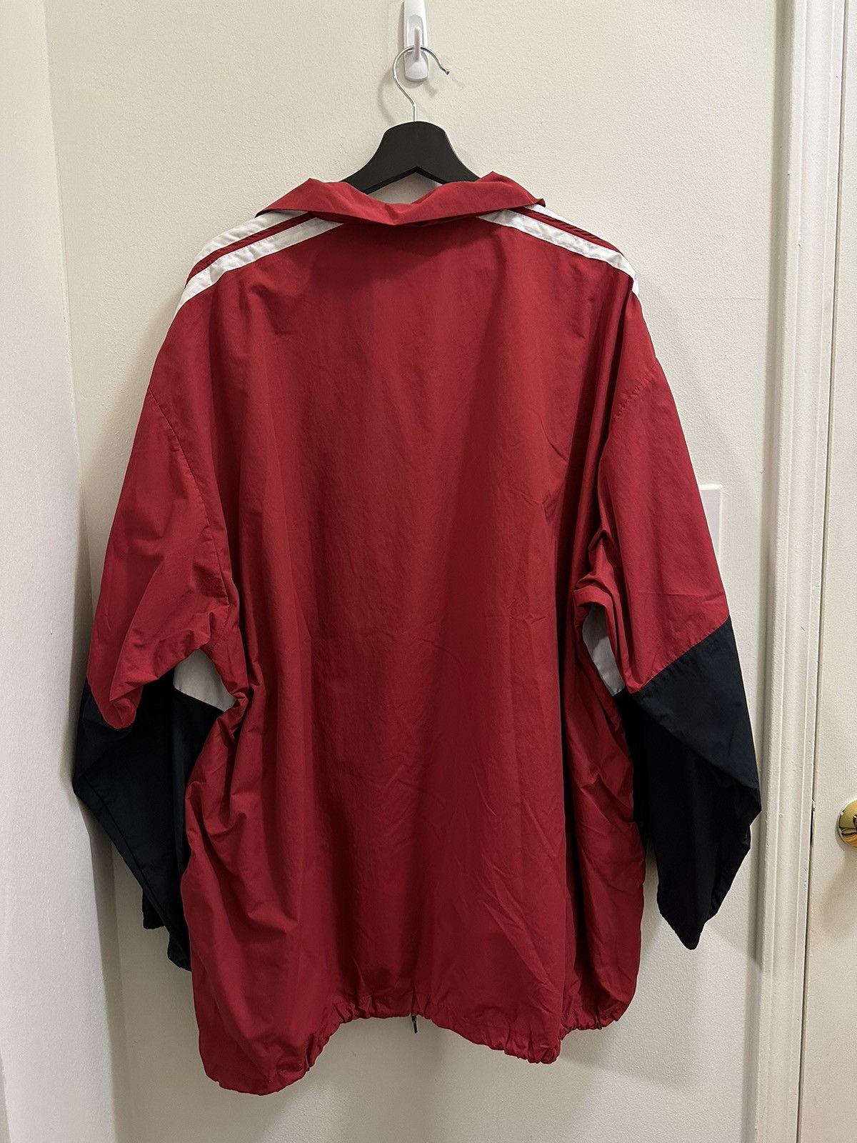 Balenciaga Balenciaga Red Zip-up Logo Track Jacket Windbreaker Size US L / EU 52-54 / 3 - 5 Thumbnail