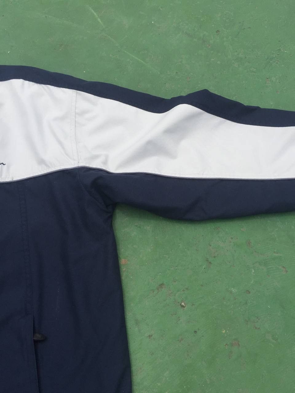 Champion Vintage Champion Oversized Script Logo Windbreaker Size US L / EU 52-54 / 3 - 6 Thumbnail