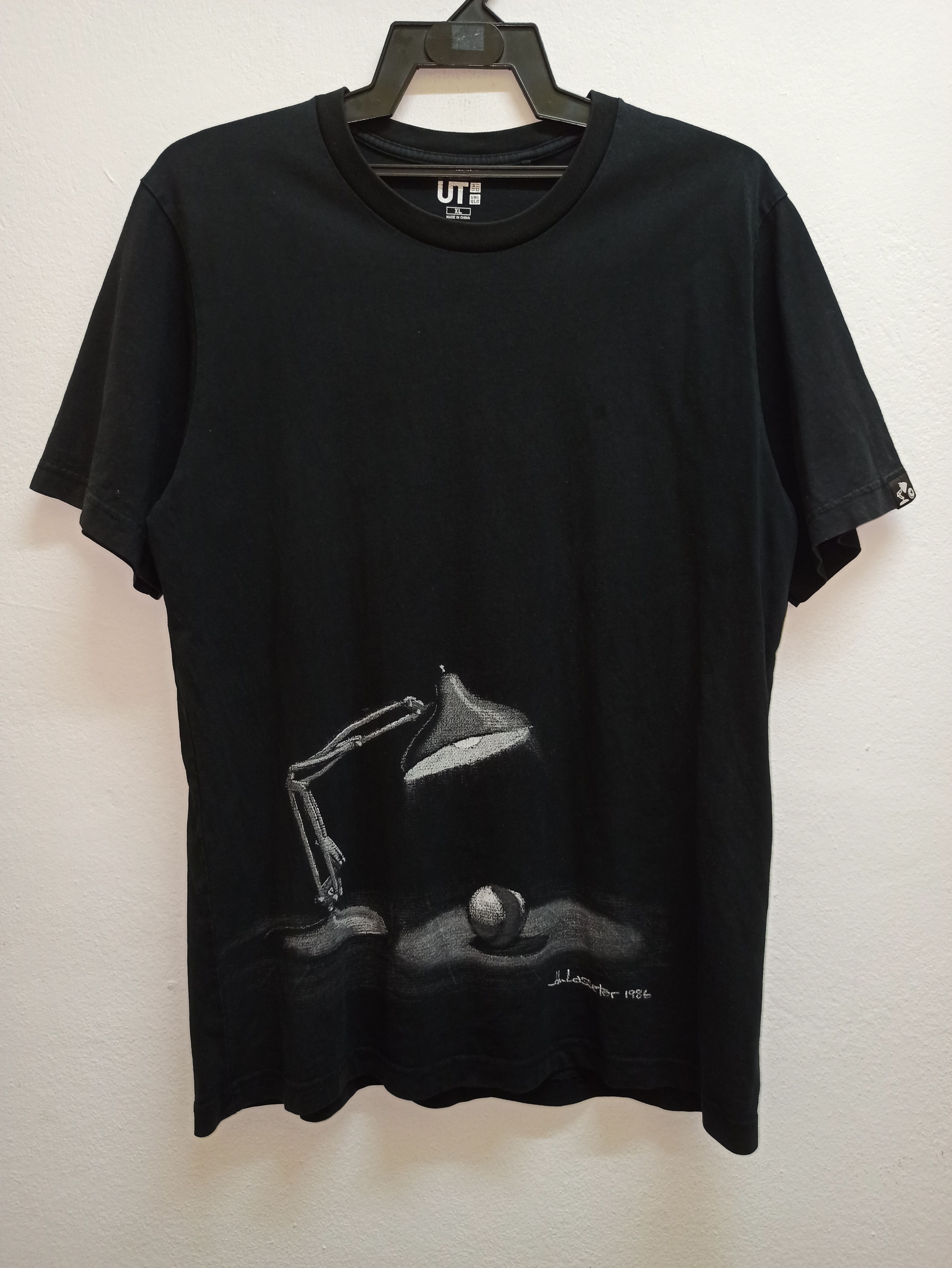 Disney Rare🔥 Black Pixar Animation Studios T-Shirt by Uniqlo(c34) Size US XL / EU 56 / 4 - 1 Thumbnail