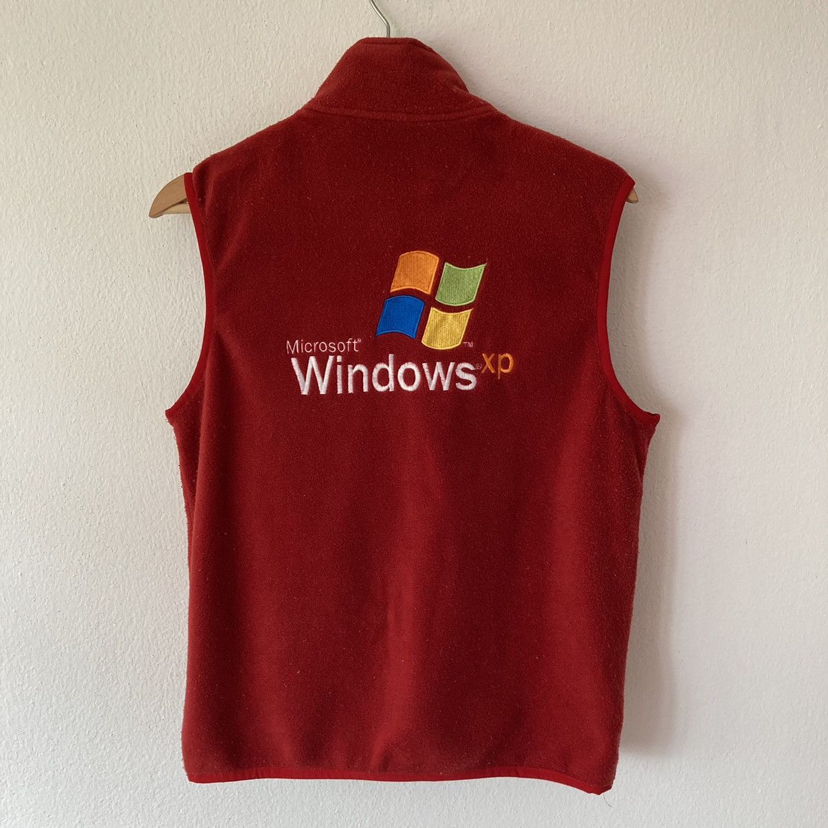 Microsoft Microsoft Windows Xp Embroidered Vest Size US S / EU 44-46 / 1 - 7 Thumbnail