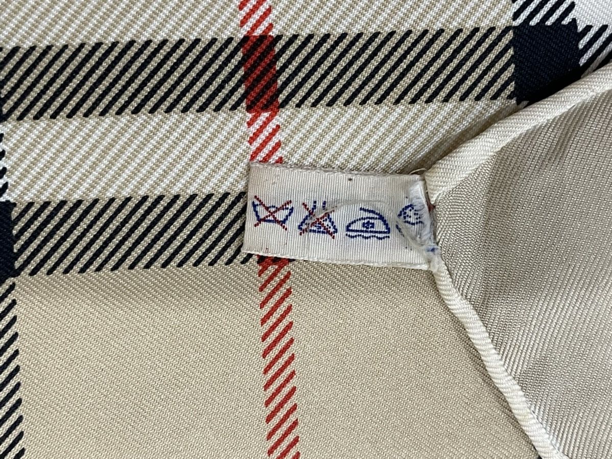 Burberry × Other BURBERRYS SILK SCARF Size ONE SIZE - 9 Thumbnail