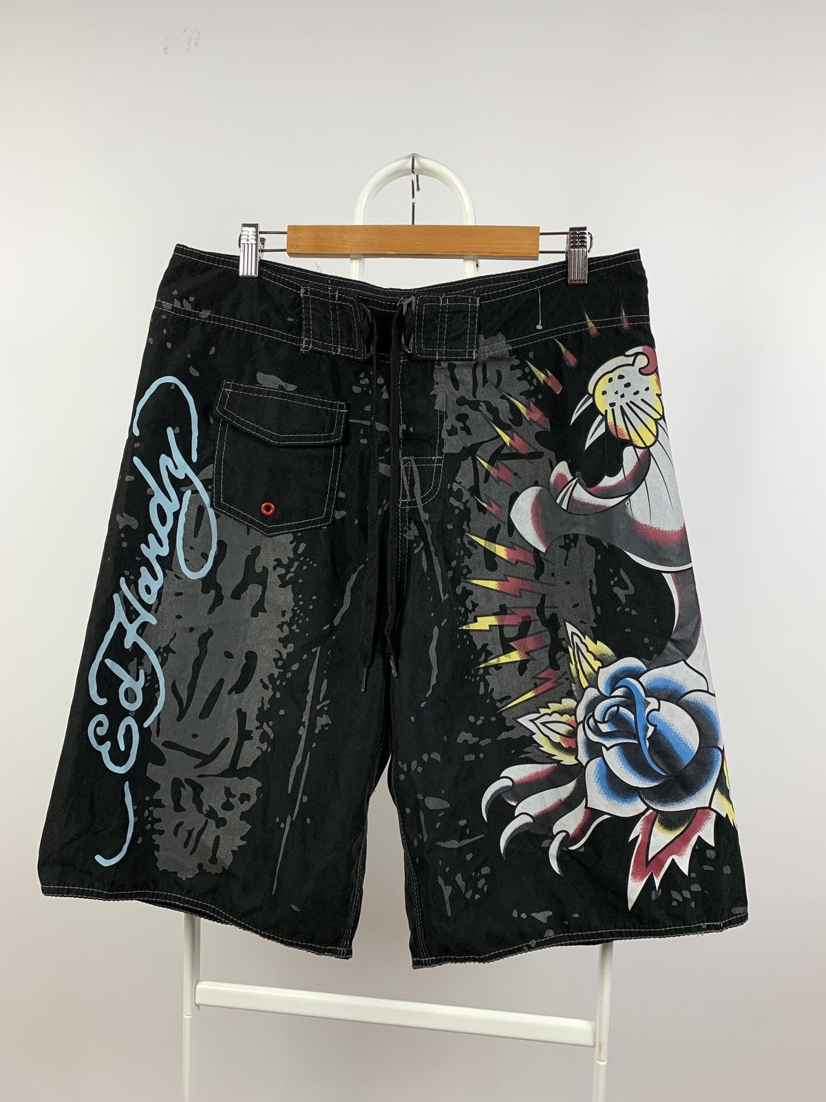 Christian Audigier Vintage Ed Hardy Black Pantera Rose Swimming Shorts Size US 36 / EU 52 - 1 Thumbnail