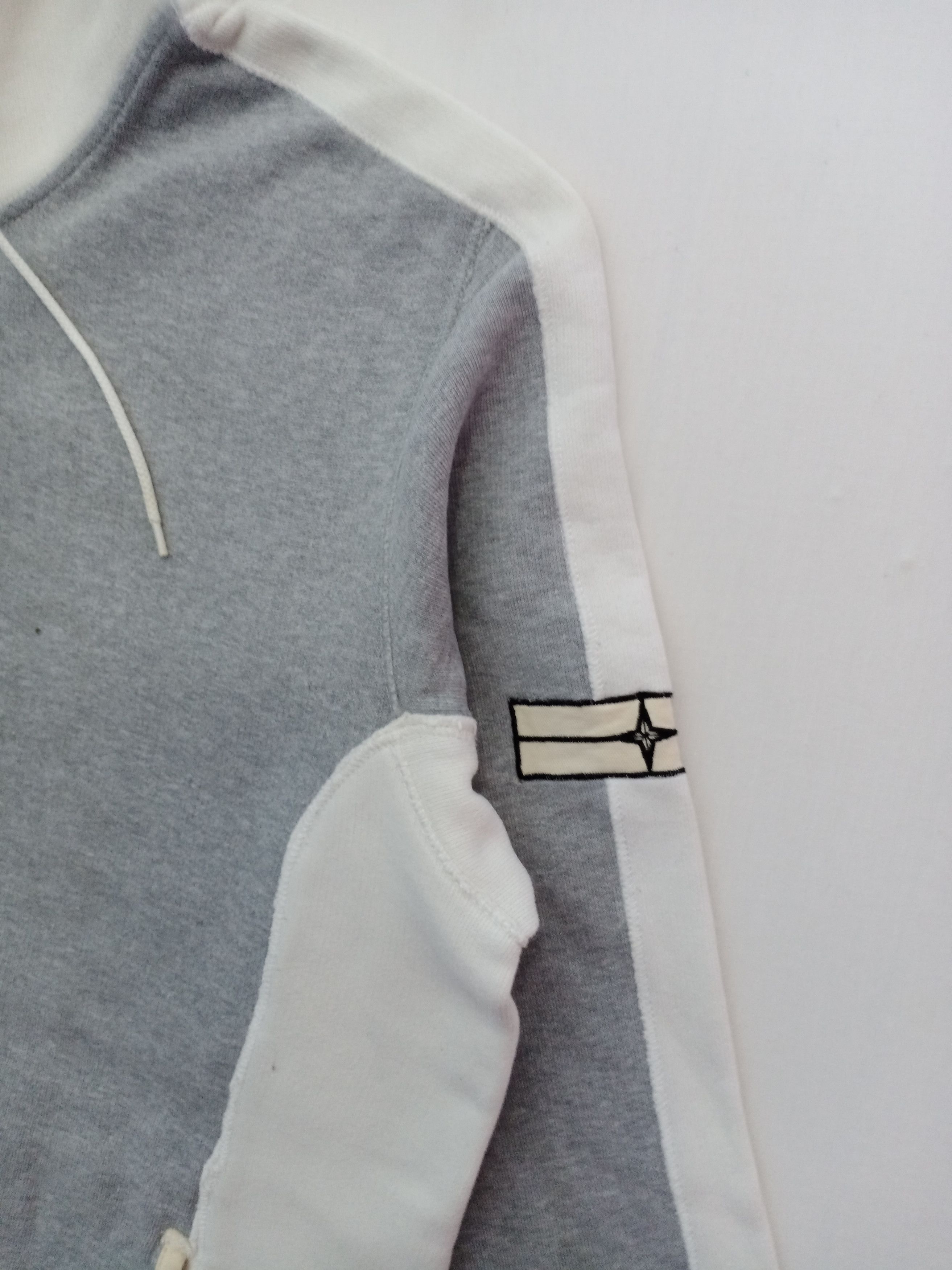 Stone Island Rare! Vintage Stone Island Hoodie Zipper sweatshirt Size US L / EU 52-54 / 3 - 8 Thumbnail