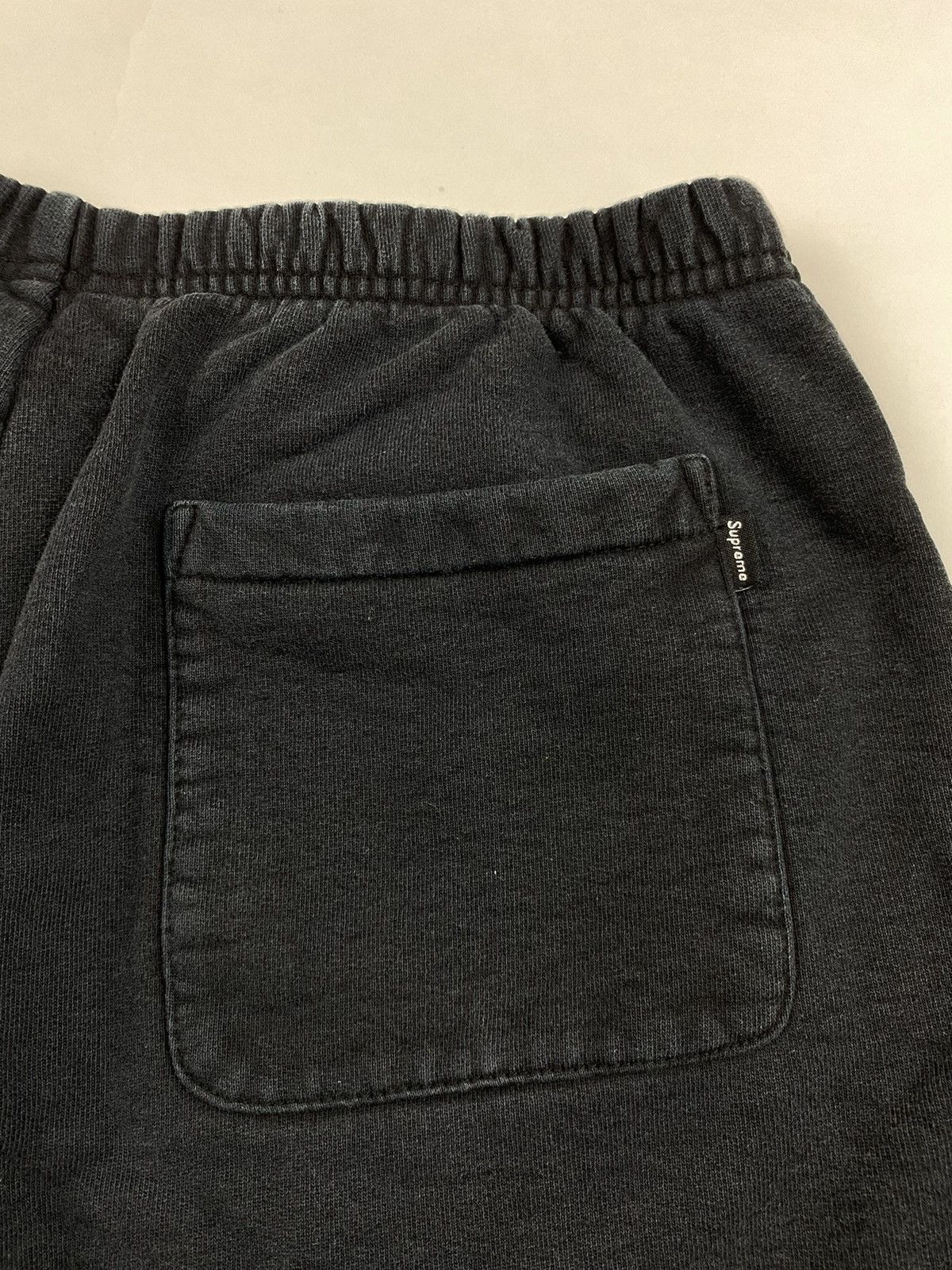 Playboy × Supreme 2016 Supreme Playboy Sweat Shorts Black Medium Size US 30 / EU 46 - 7 Thumbnail