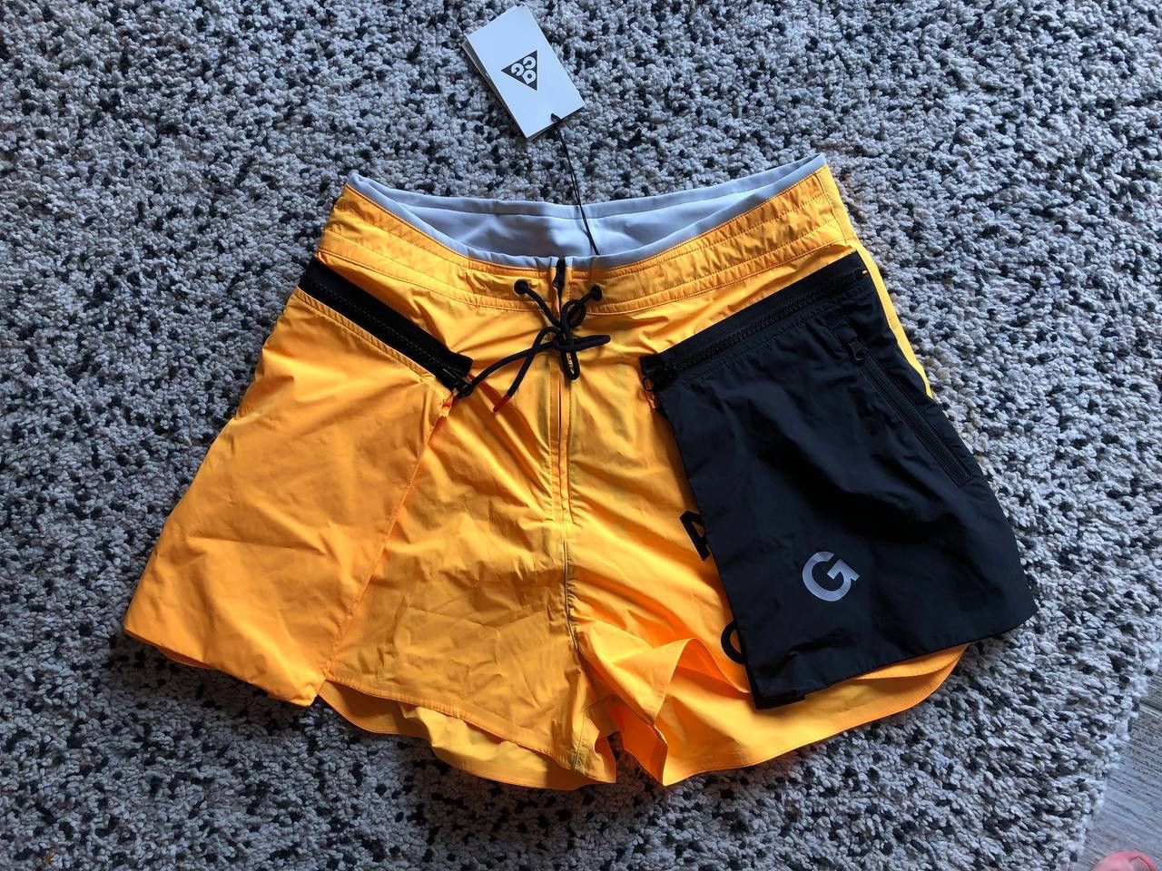 Errolson Hugh × Nike × Nike ACG SIZE L Nikelab ACG Cargo Shorts M W Size US 36 / EU 52 - 1 Thumbnail
