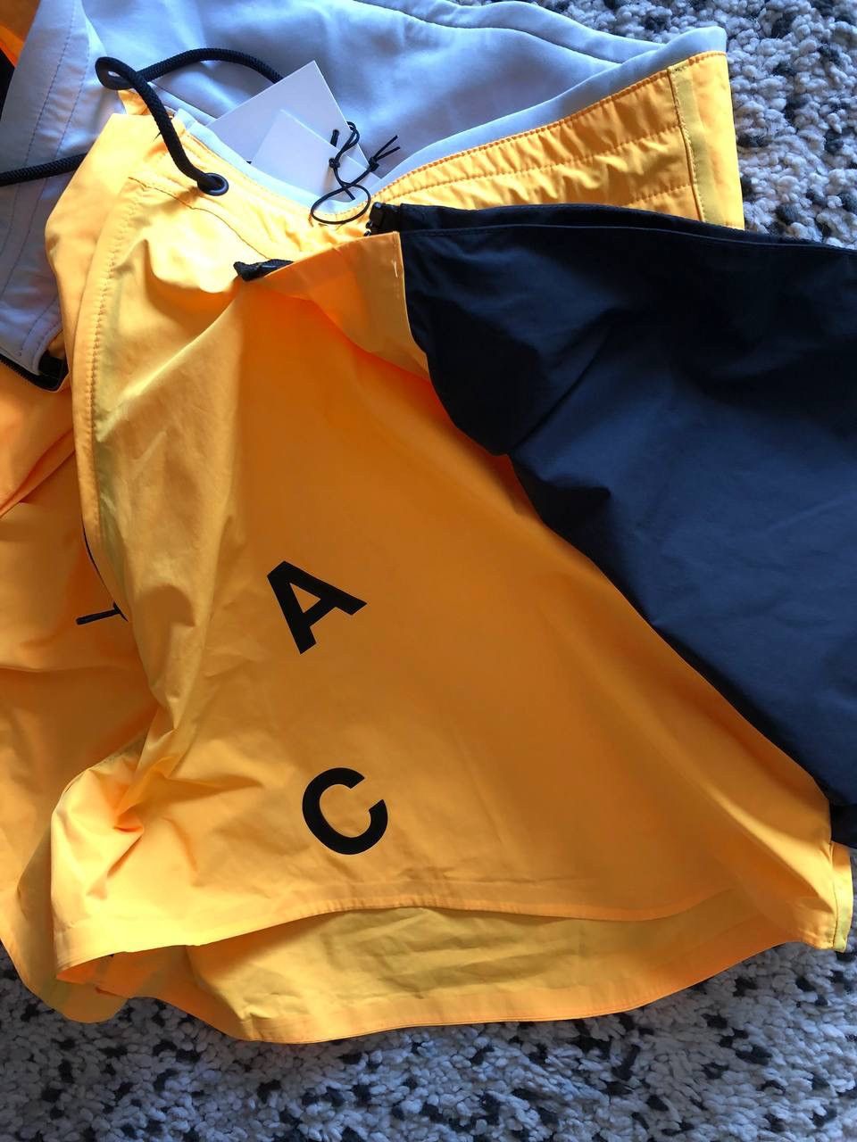 Errolson Hugh × Nike × Nike ACG SIZE M Nikelab ACG Cargo Shorts M W Size US 34 / EU 50 - 4 Thumbnail