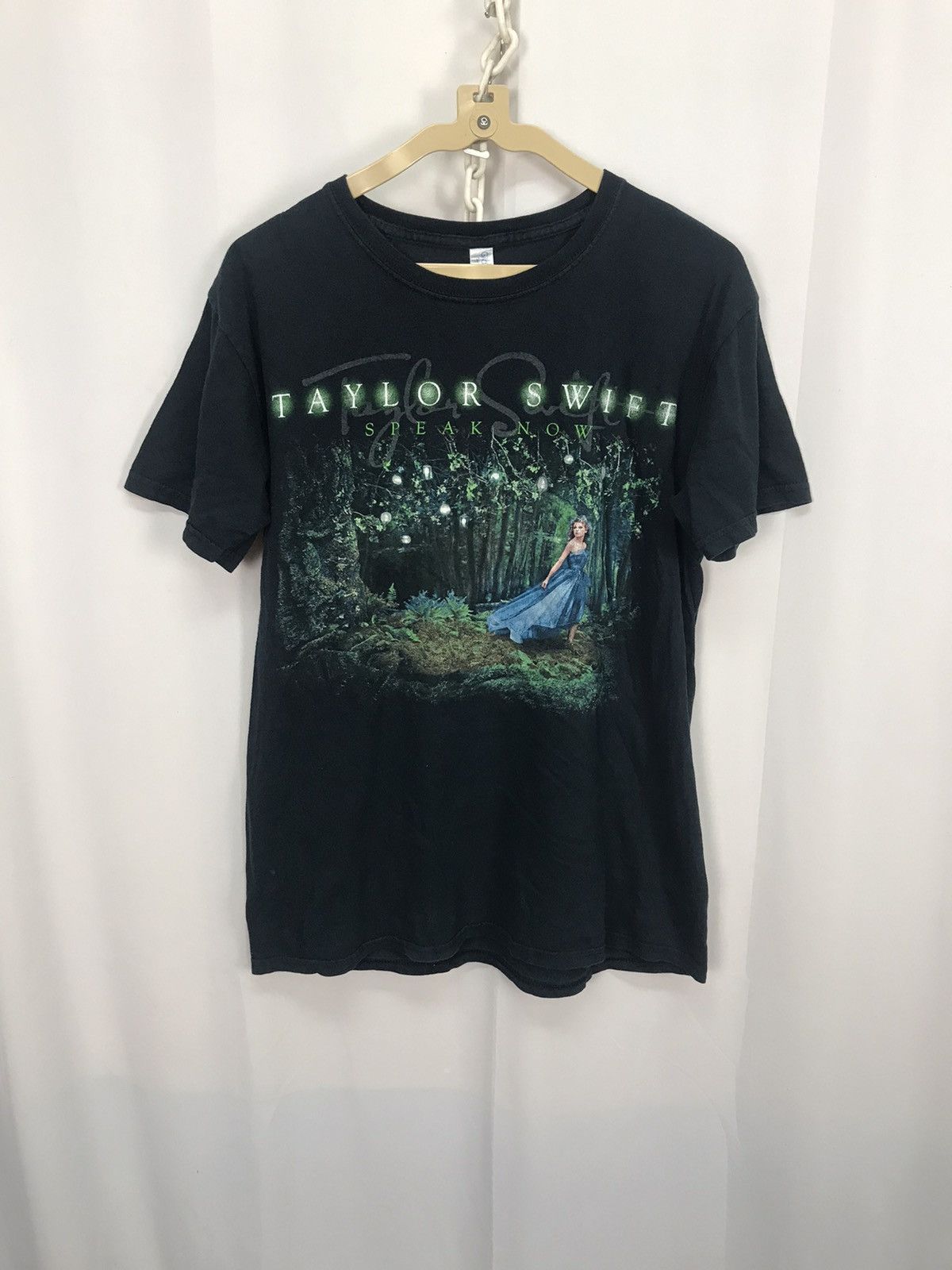 Band Tees × Gildan Taylor swift “speak now” printed tshirt by gildan Size US M / EU 48-50 / 2 - 6 Thumbnail