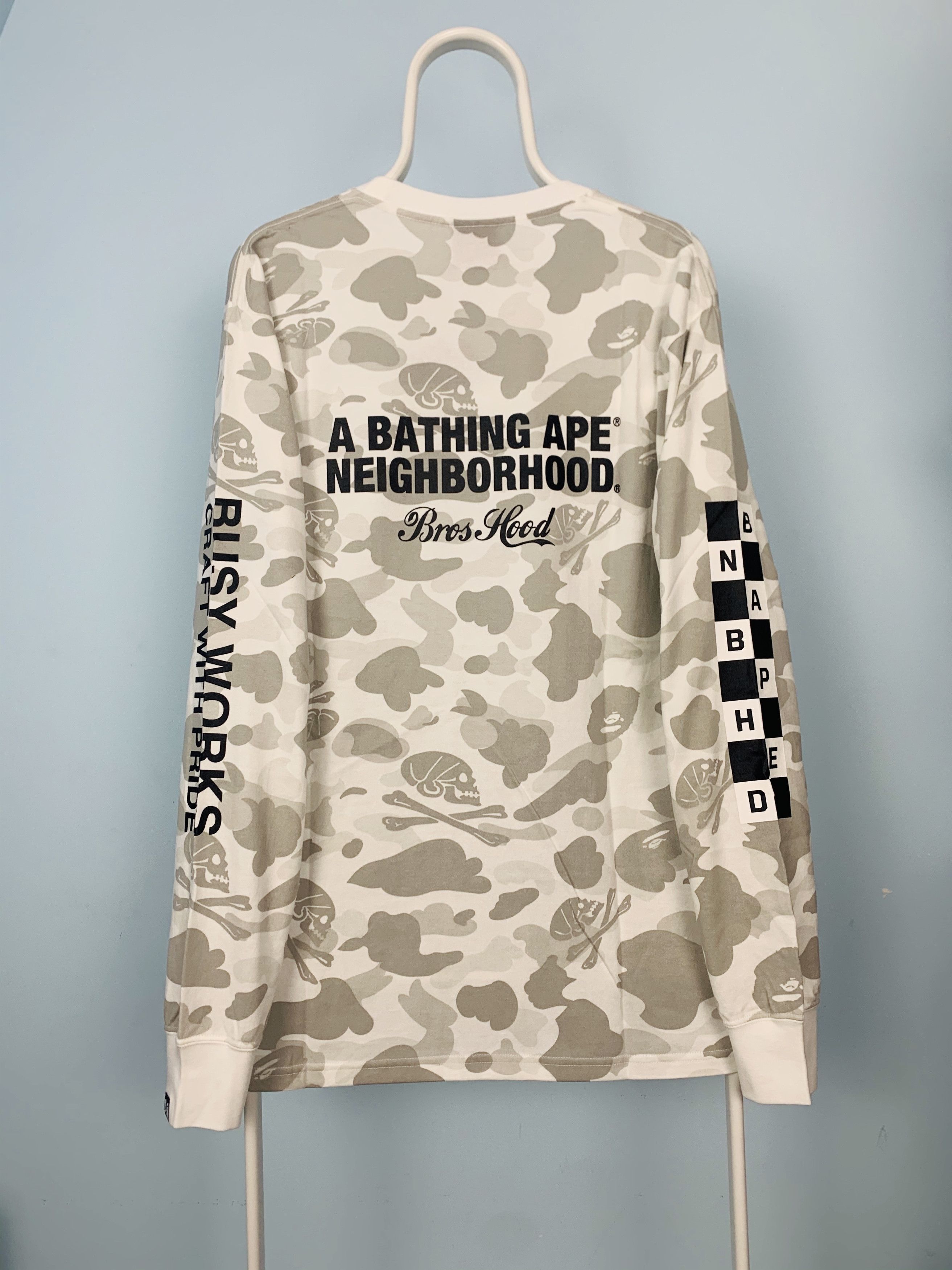 Bape × Neighborhood Bape Neighborhood White Skull Camo Longsleeve Shirt Xlarge Size US XL / EU 56 / 4 - 7 Thumbnail