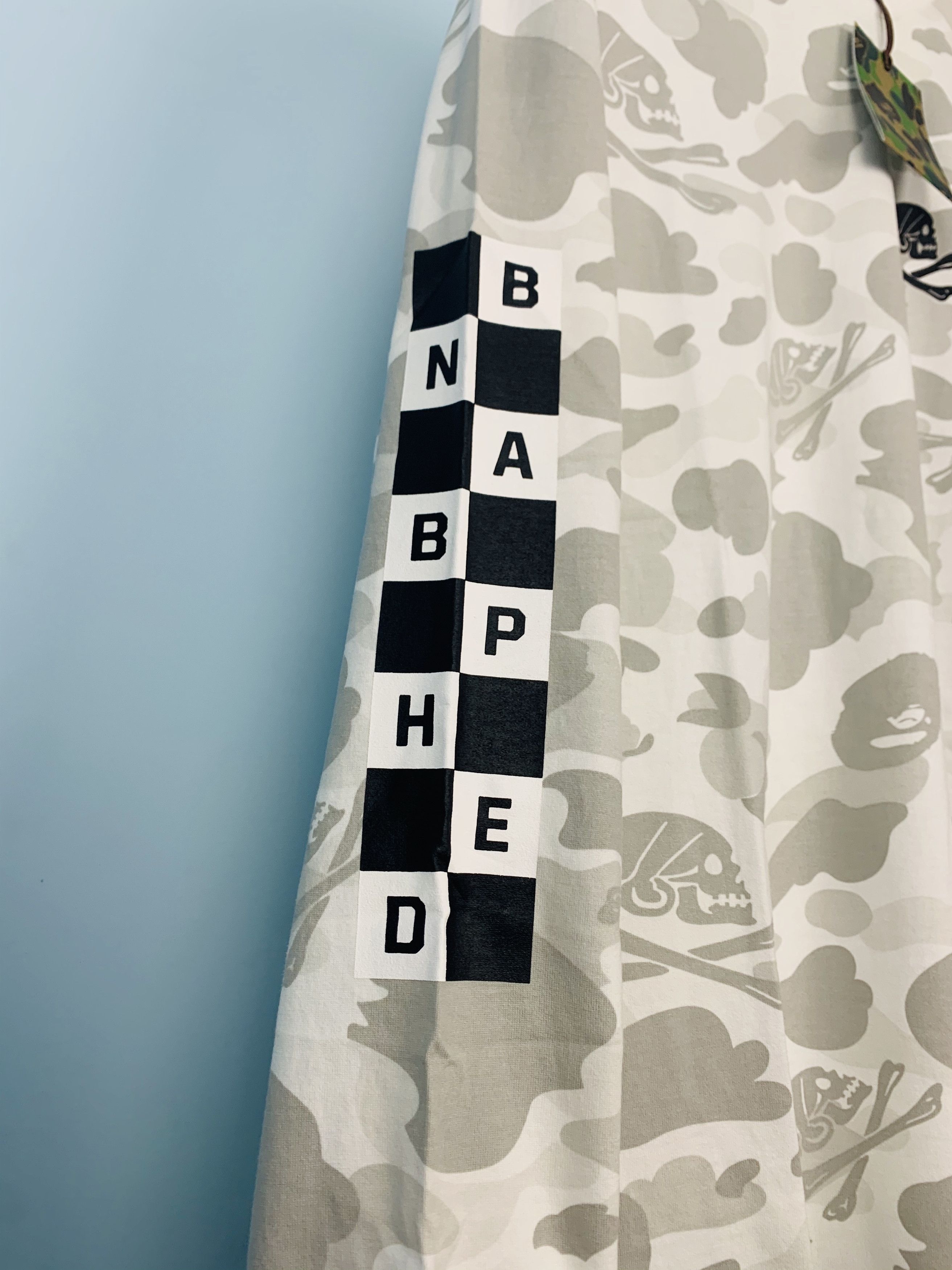 Bape × Neighborhood Bape Neighborhood White Skull Camo Longsleeve Shirt Xlarge Size US XL / EU 56 / 4 - 5 Thumbnail