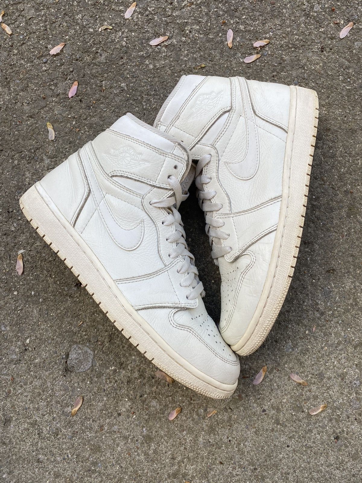 Jordan Brand Air Jordan 1 Retro High OG Sail 2017 size 8.5 Size US 8.5 / EU 41-42 - 1 Thumbnail