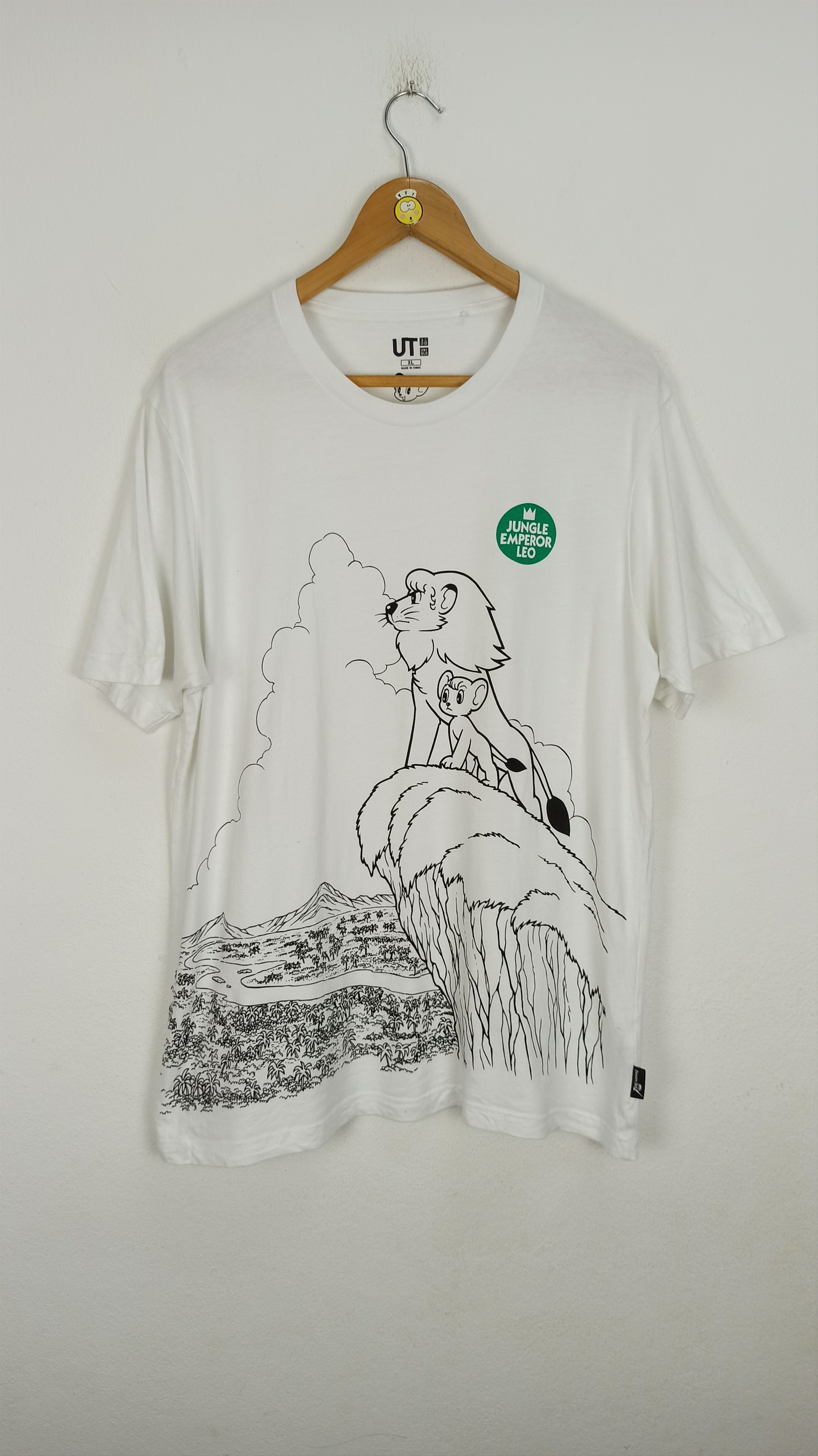 Anime 🔥 The Lion King Jungle Emperor Leo X Uniqlo Movie T Shirt Size US XL / EU 56 / 4 - 1 Thumbnail