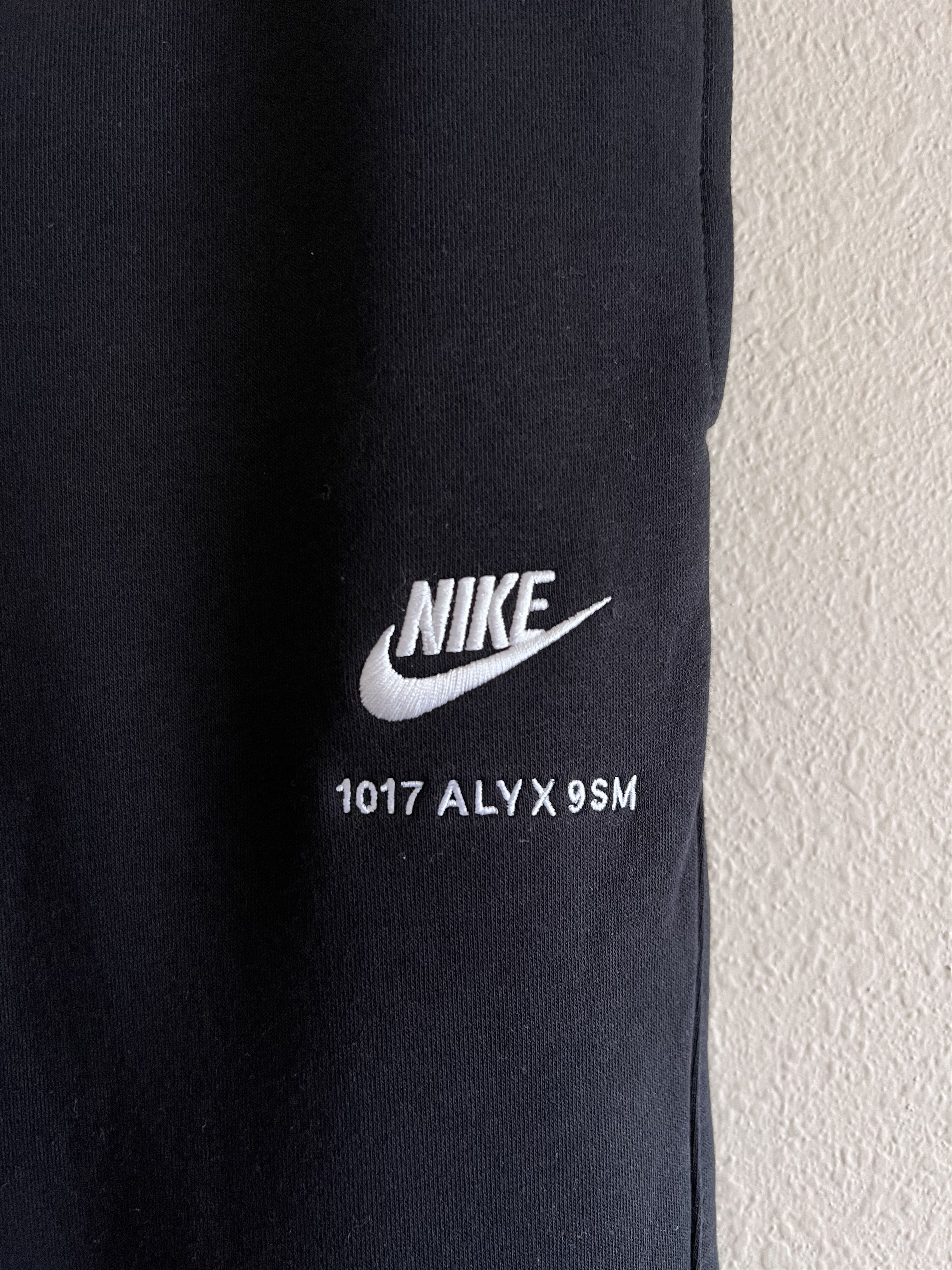 1017 ALYX 9SM × Nike 1017 Alyx 9SM Nike Technical Sweatpants Black Size US 32 / EU 48 - 3 Thumbnail