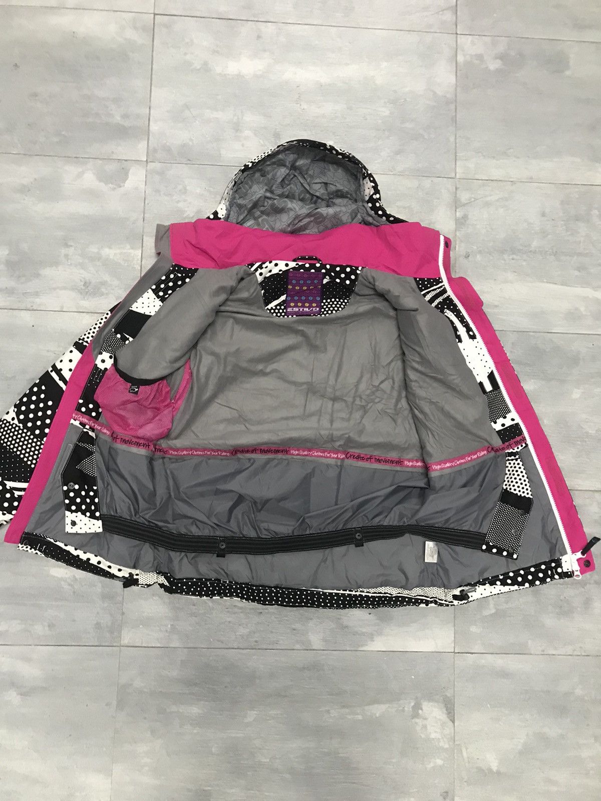 Japanese Brand Estivo Womans Ski Jacket Size US L / EU 52-54 / 3 - 6 Thumbnail