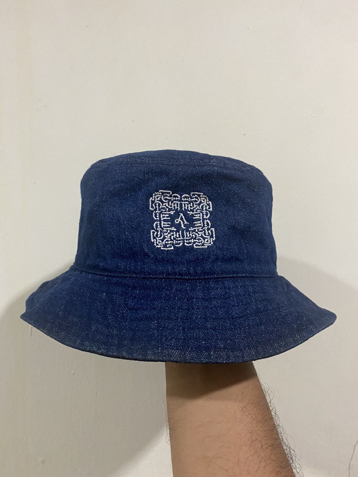 Designer × Japanese Brand GU x Aerosyn-Lex Denim Bucket Hat Size ONE SIZE - 1 Thumbnail