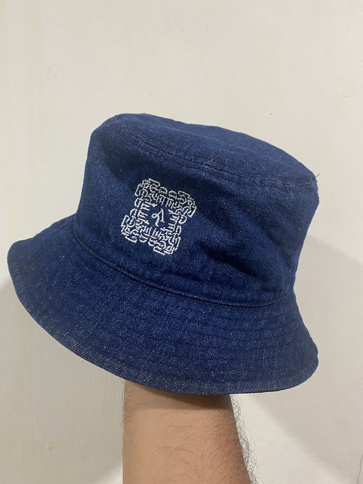 Designer × Japanese Brand GU x Aerosyn-Lex Denim Bucket Hat Size ONE SIZE - 2 Thumbnail