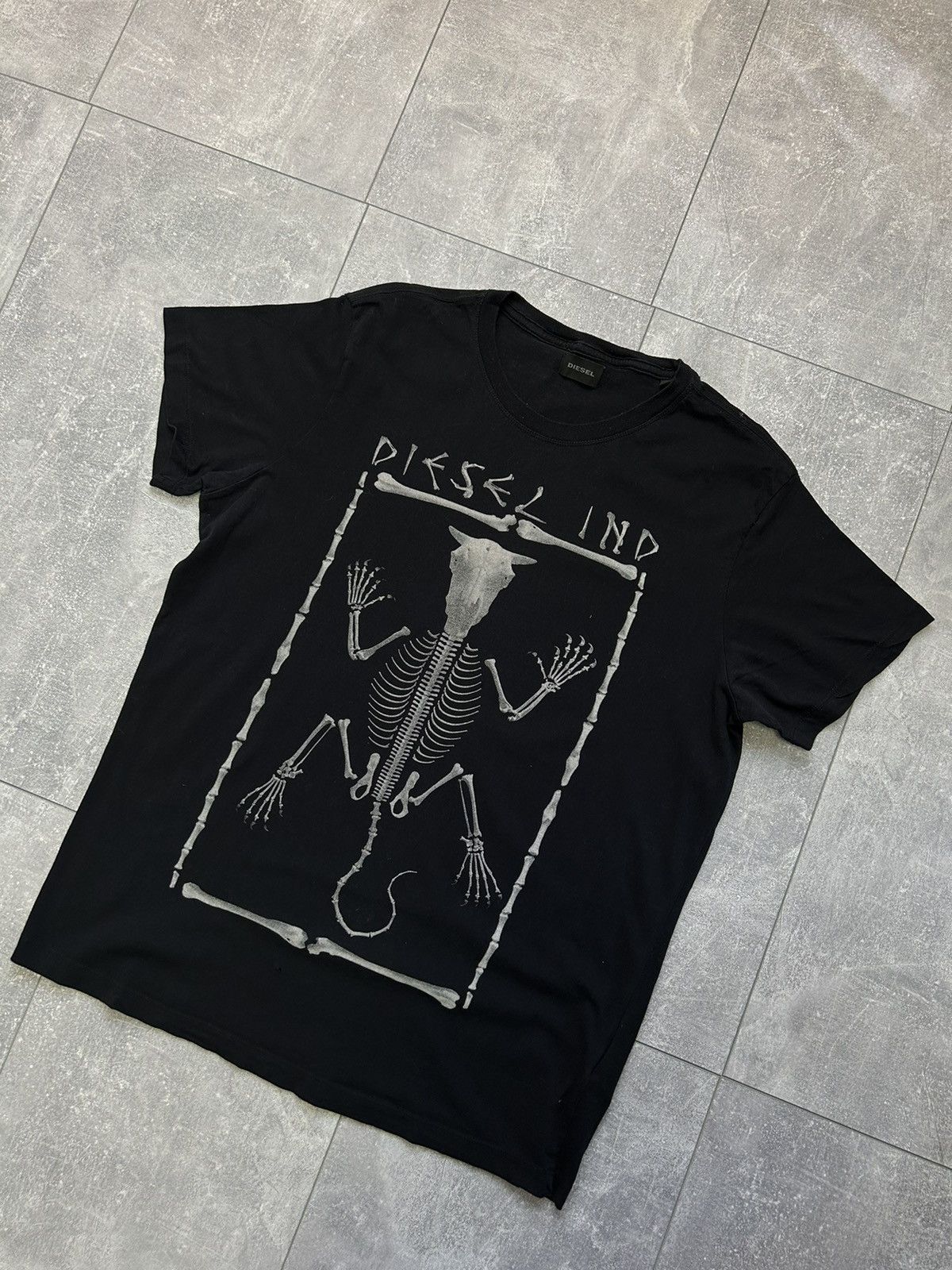 Diesel Mens Diesel T Shirt overprint skeleton big logo y2k big logo Size US M / EU 48-50 / 2 - 14 Thumbnail