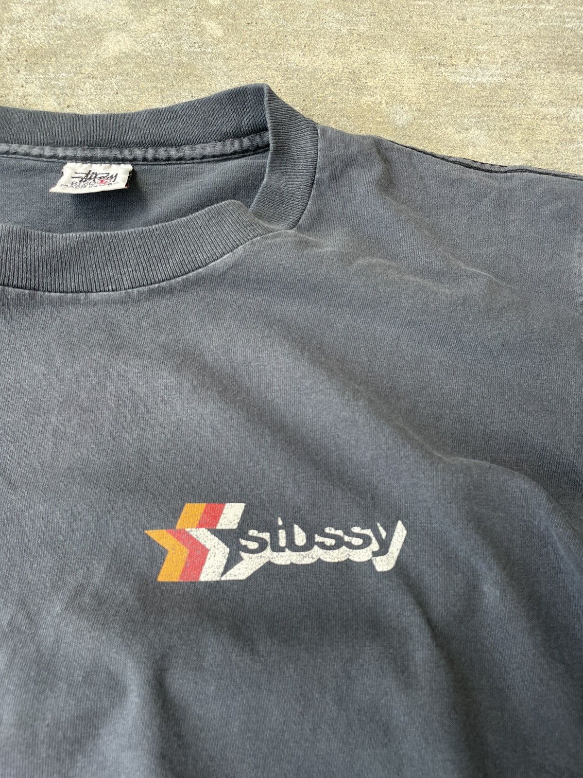 Stussy Vintage 90s Stussy Single Stitch Faded Tee Shirt Size US L / EU 52-54 / 3 - 3 Thumbnail