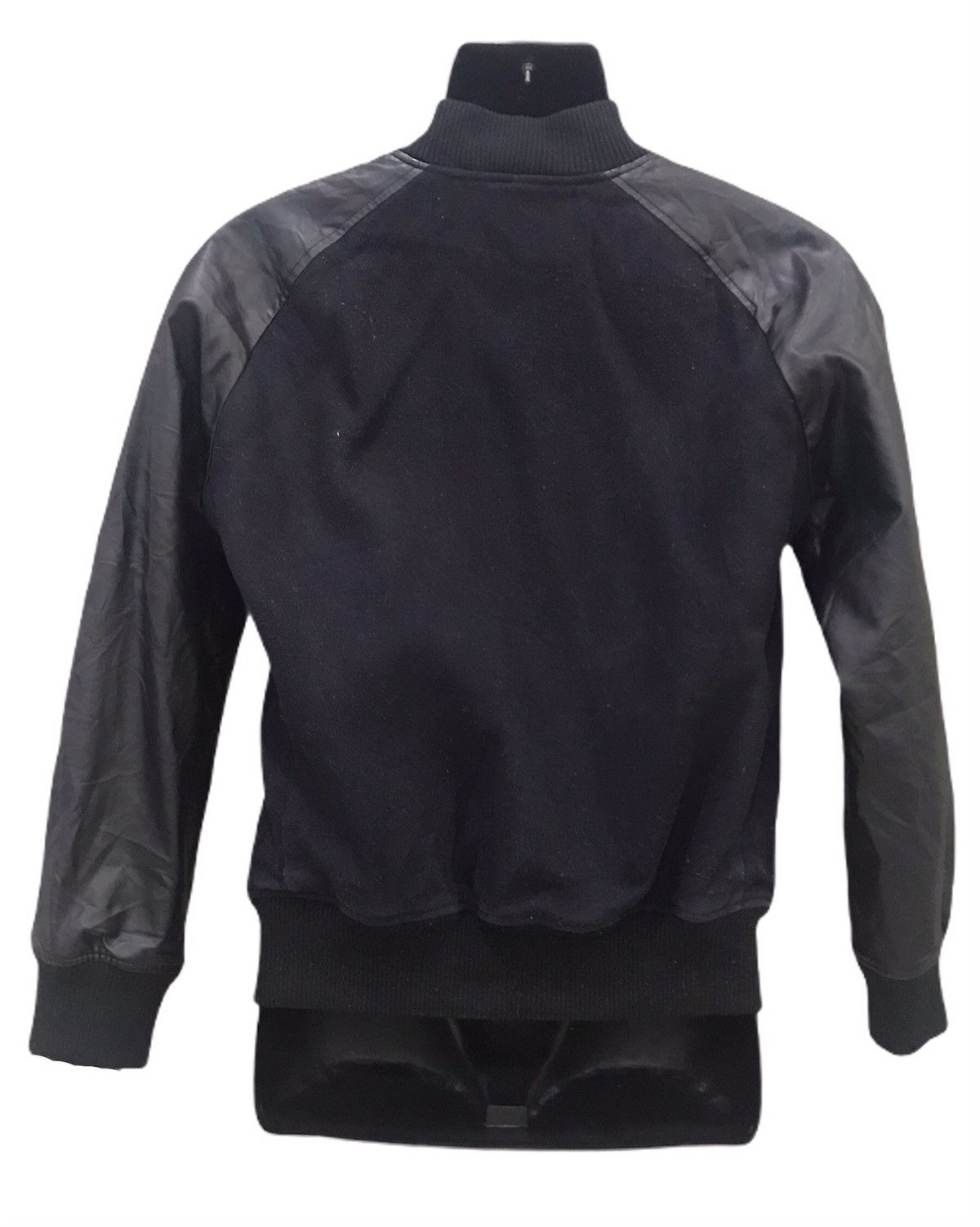 Uniqlo VARSITY BOMBER JACKET Size US M / EU 48-50 / 2 - 2 Thumbnail